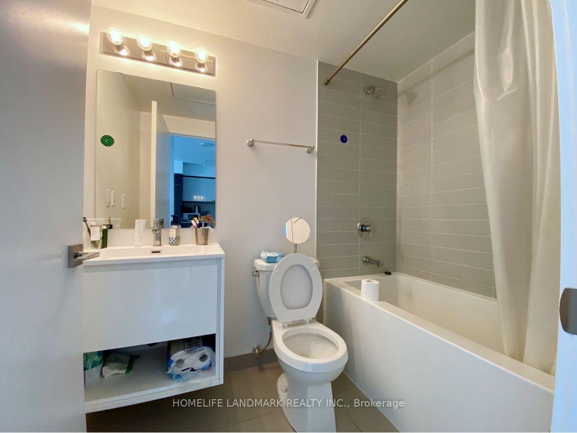Photo 15 of Unit 2010, 159 Wellesley Street, Toronto, Church-Yonge Corridor — HOMEH