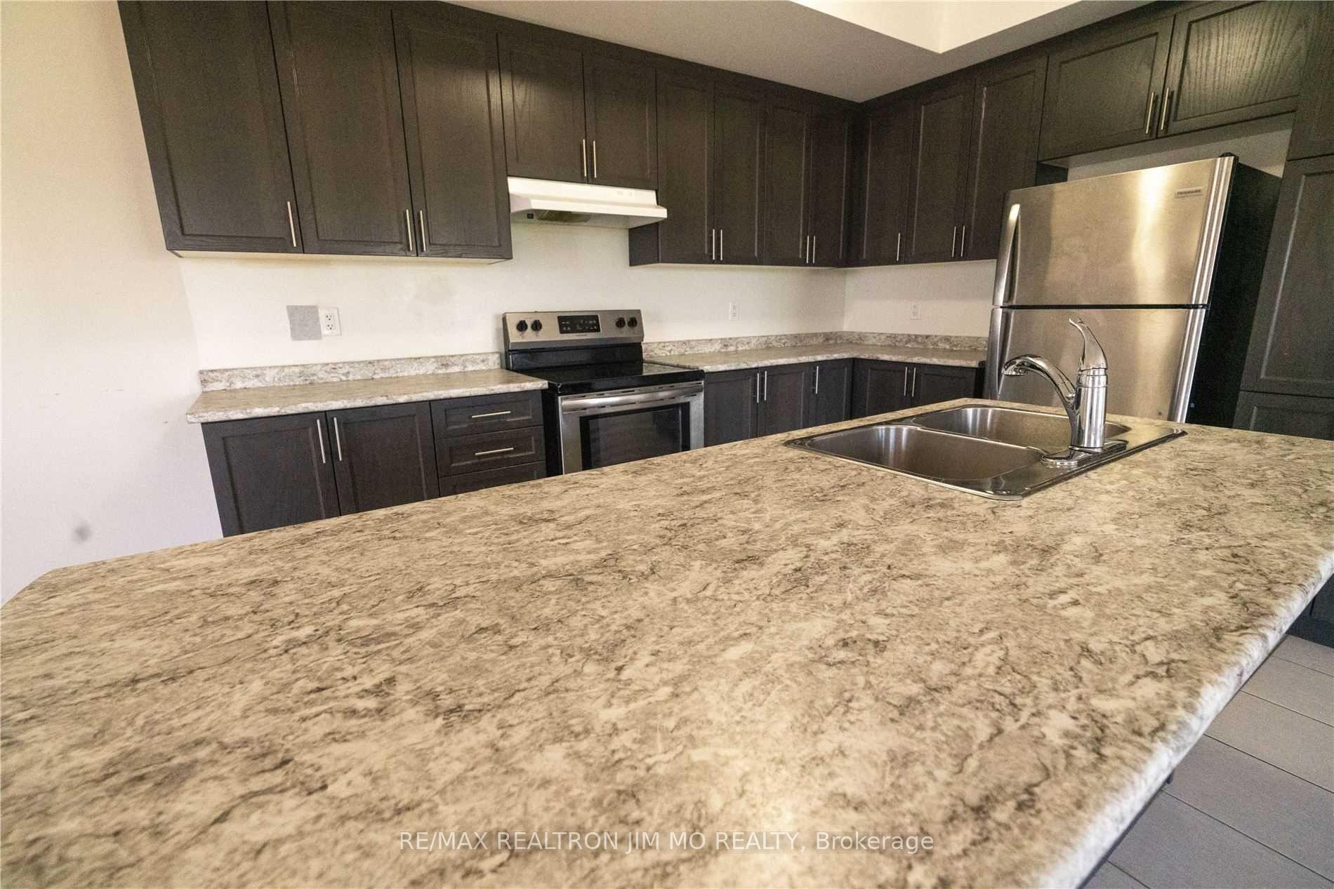 Photo 5 of 22 John Rudkin Lane, Markham, Box Grove — HOMEH