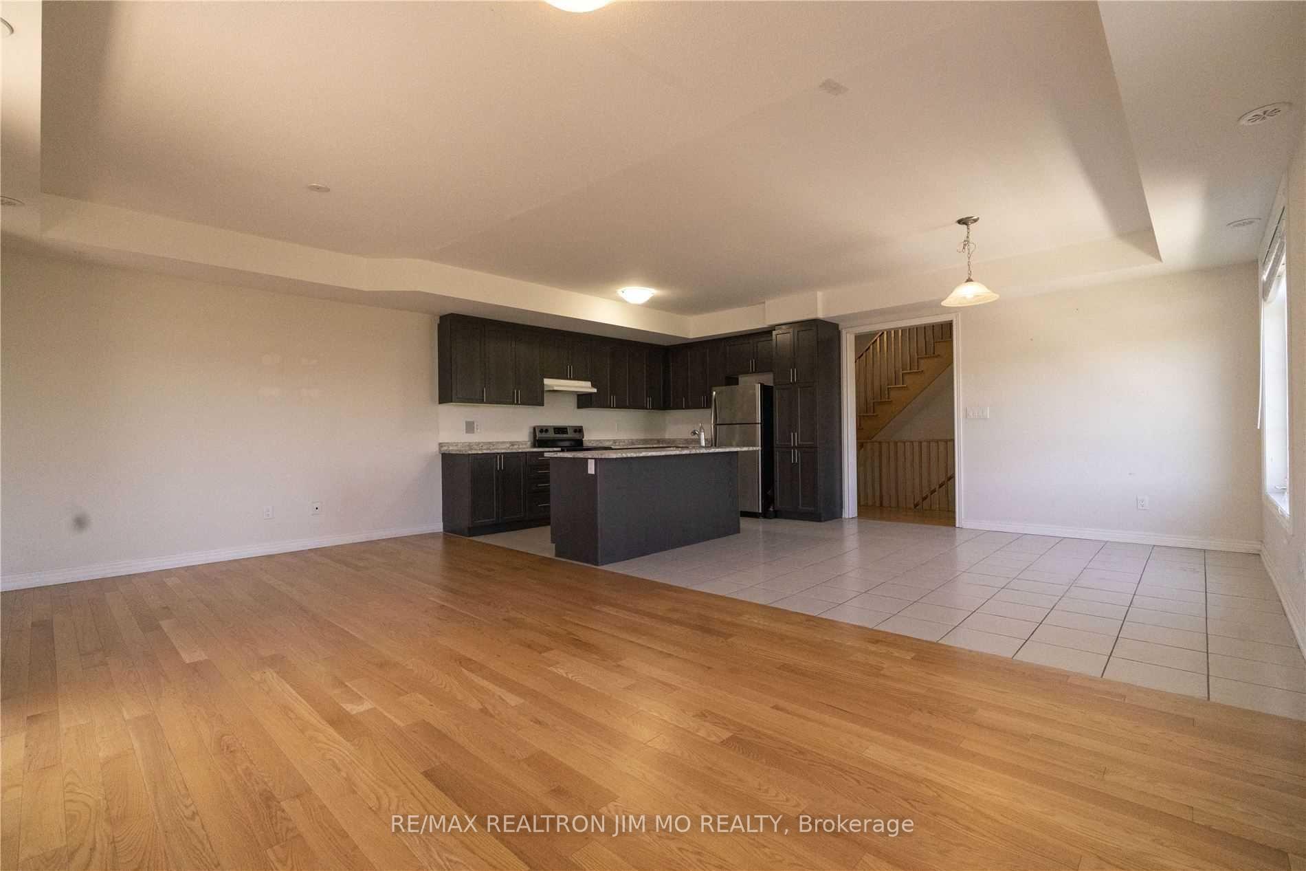 Photo 6 of 22 John Rudkin Lane, Markham, Box Grove — HOMEH