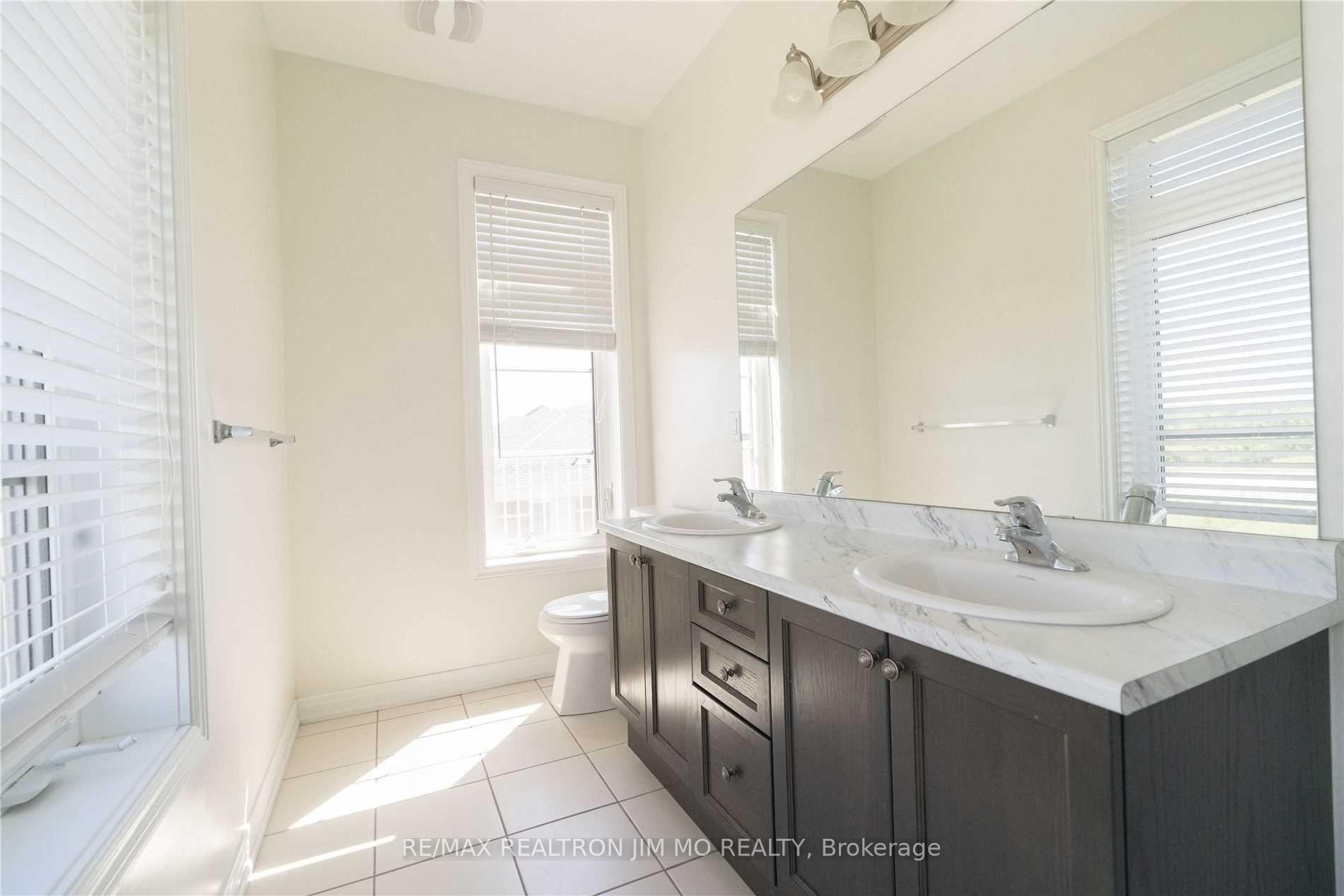 Photo 9 of 22 John Rudkin Lane, Markham, Box Grove — HOMEH