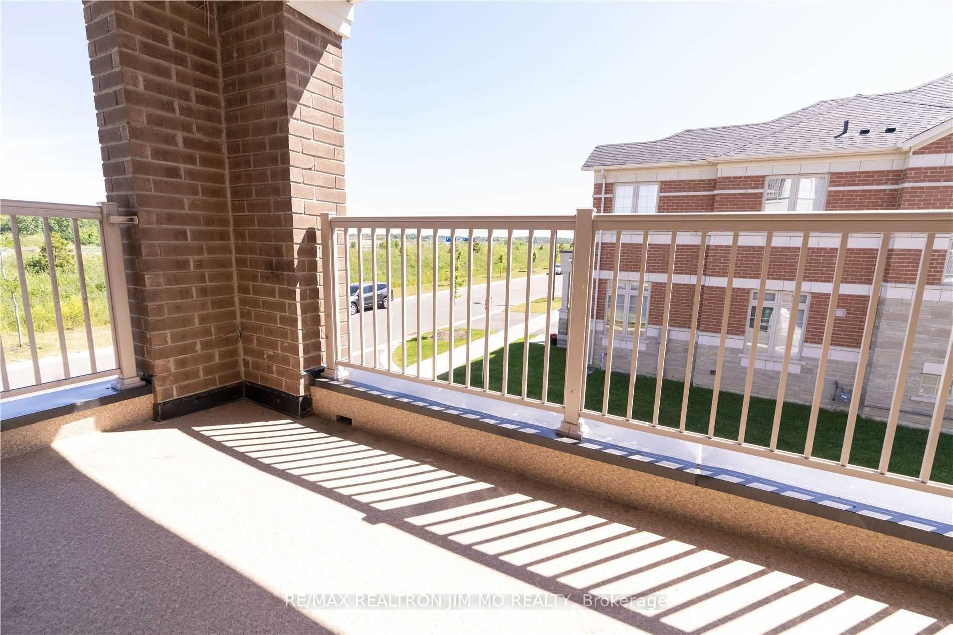 Photo 14 of 22 John Rudkin Lane, Markham, Box Grove — HOMEH