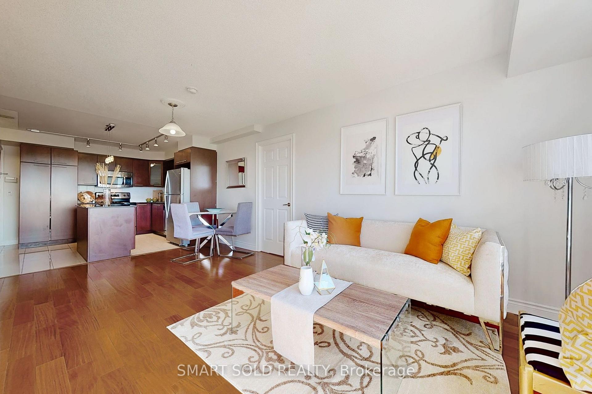 Photo 5 of Unit 708, 37 Galleria Parkway, Markham, Commerce Valley — HOMEH