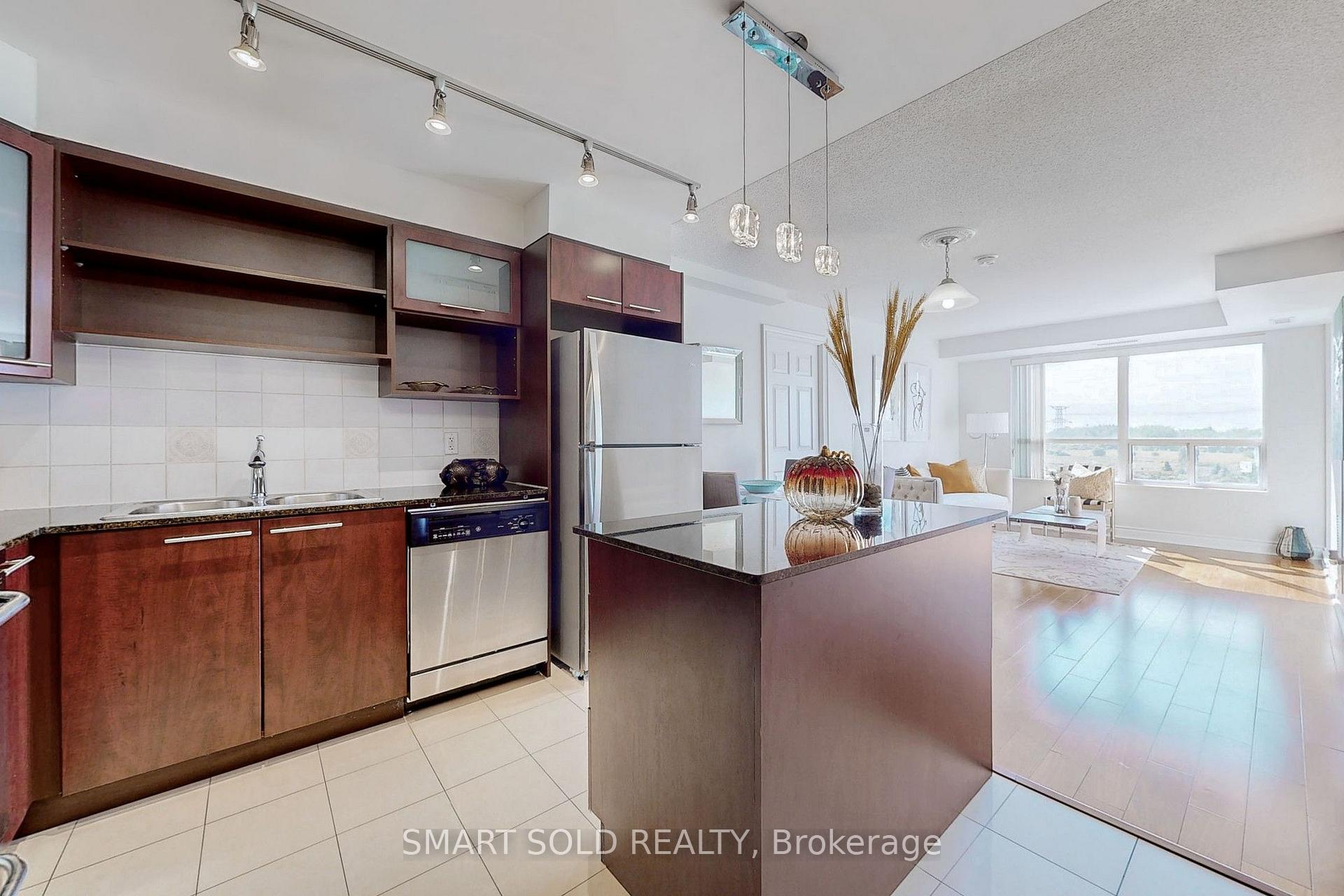 Photo 10 of Unit 708, 37 Galleria Parkway, Markham, Commerce Valley — HOMEH