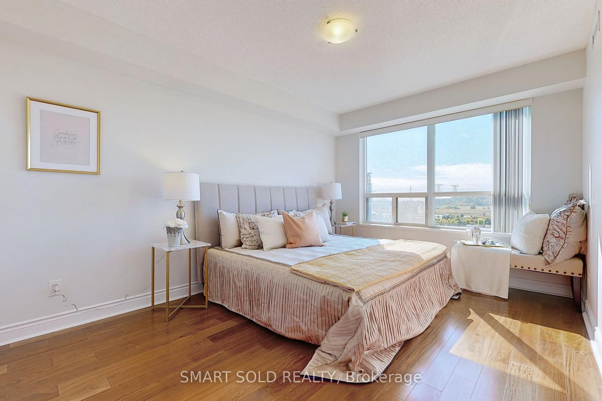 Photo 16 of Unit 708, 37 Galleria Parkway, Markham, Commerce Valley — HOMEH