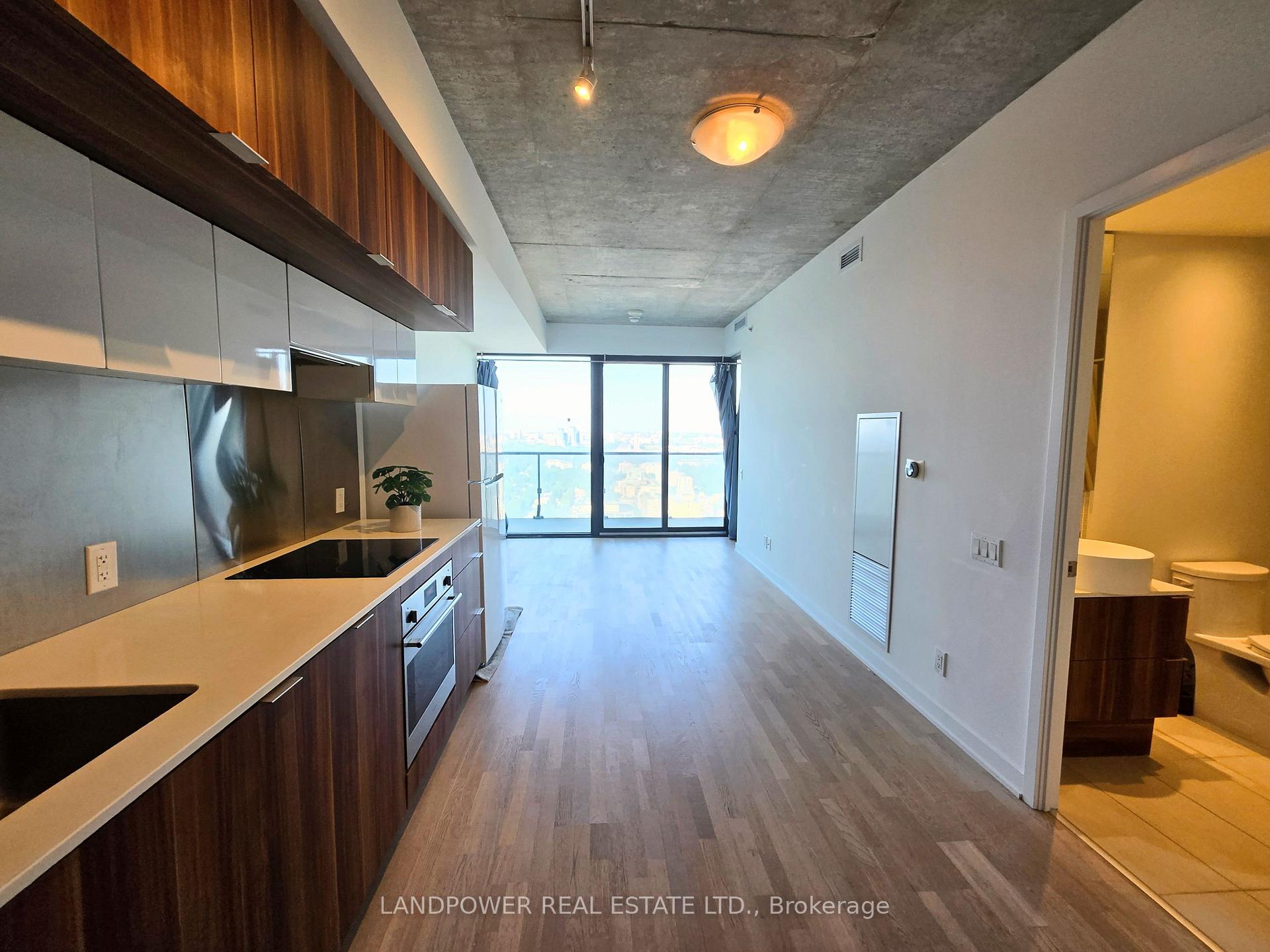 Photo 3 of Unit 3108, 185 Roehampton Avenue, Toronto, Mount Pleasant West — HOMEH