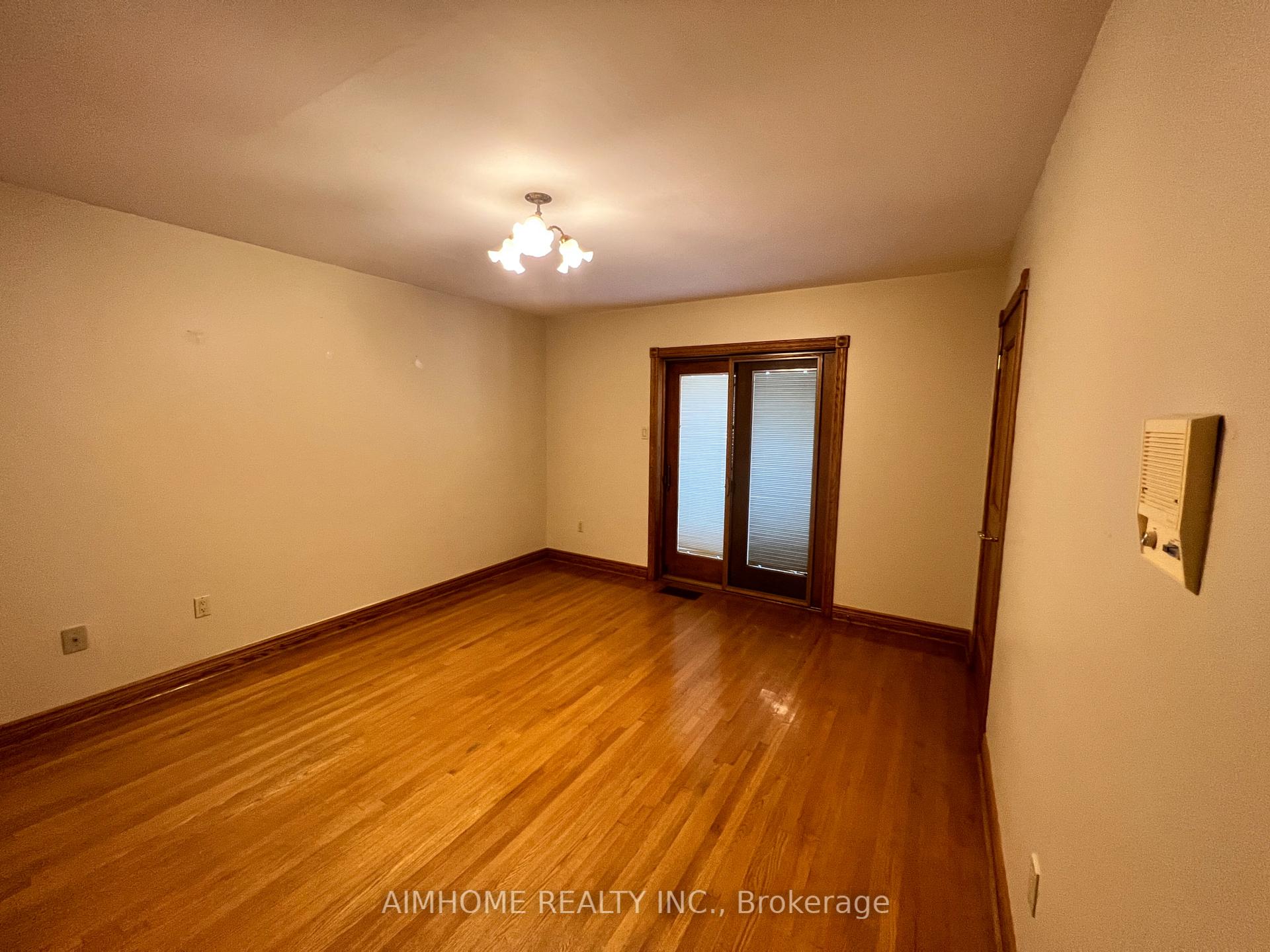 Photo 13 of 531 Lauder Avenue, Toronto, Oakwood Village — HOMEH