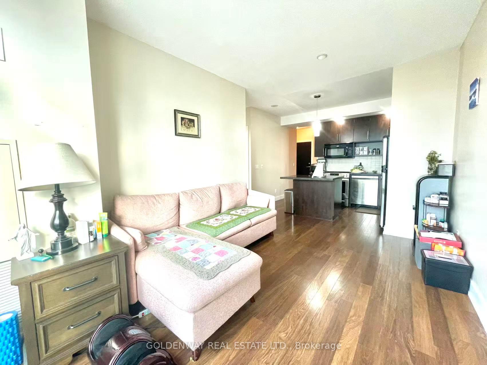 Front of Unit 2403, 120 Homewood Avenue