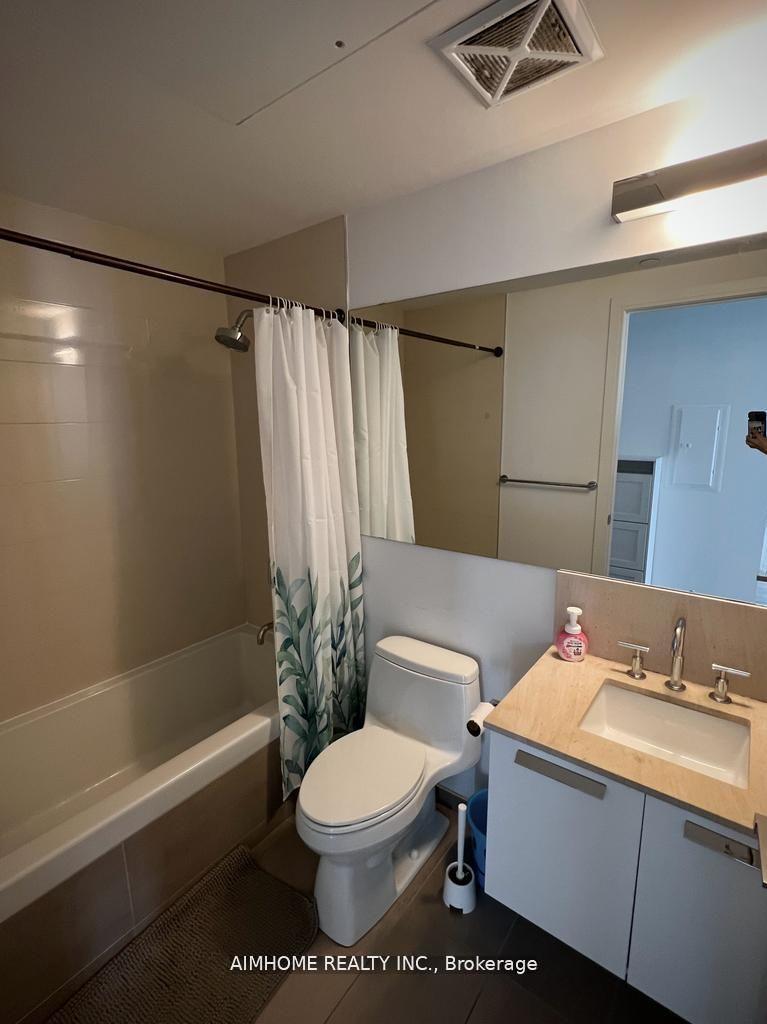 Photo 7 of Unit 2803, 50 Charles Street E, Toronto, Church-Yonge Corridor — HOMEH