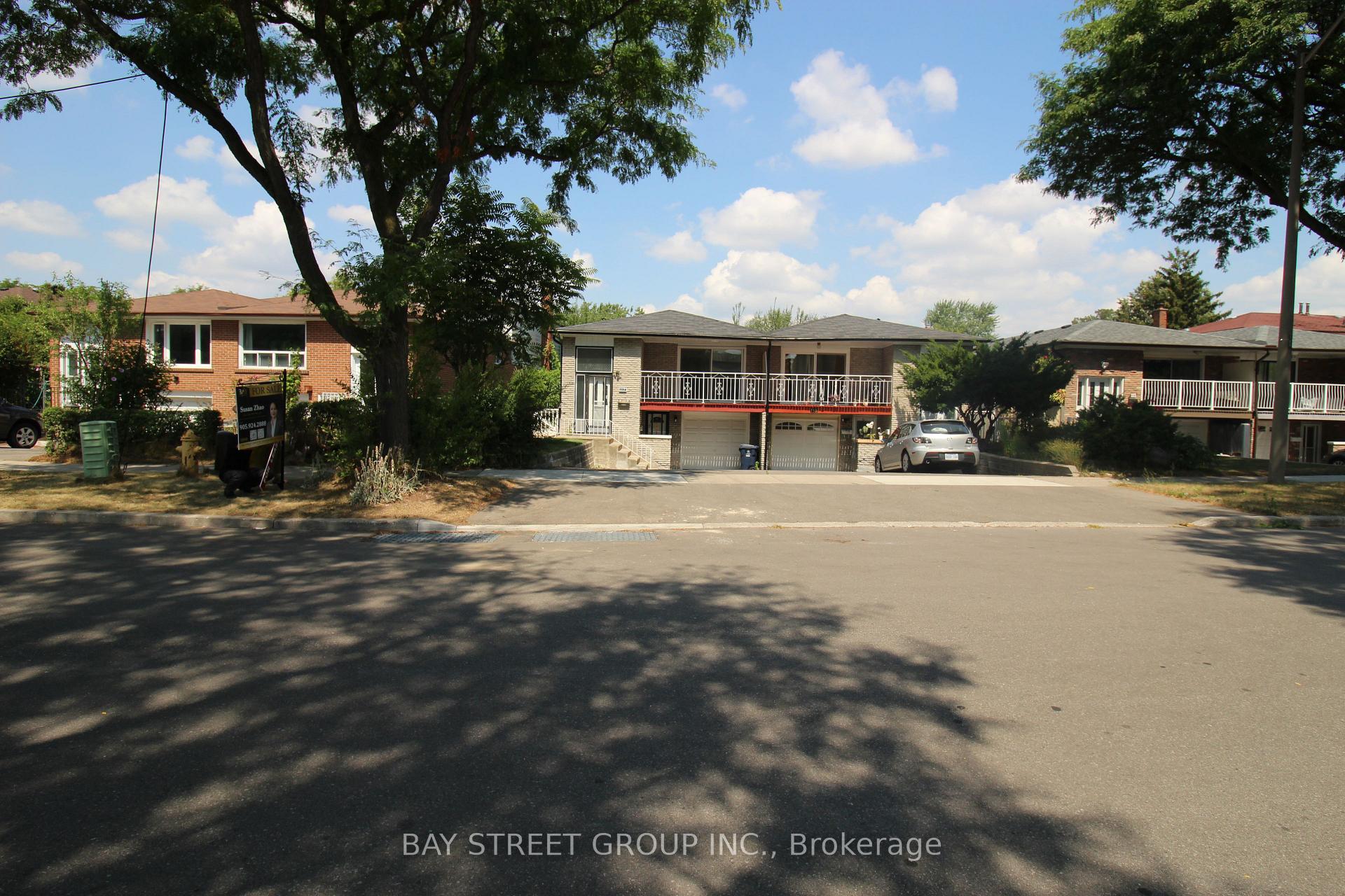 Photo 3 of Unit Main Floor, 117 Pindar Crescent, North York, Pleasant View — HOMEH