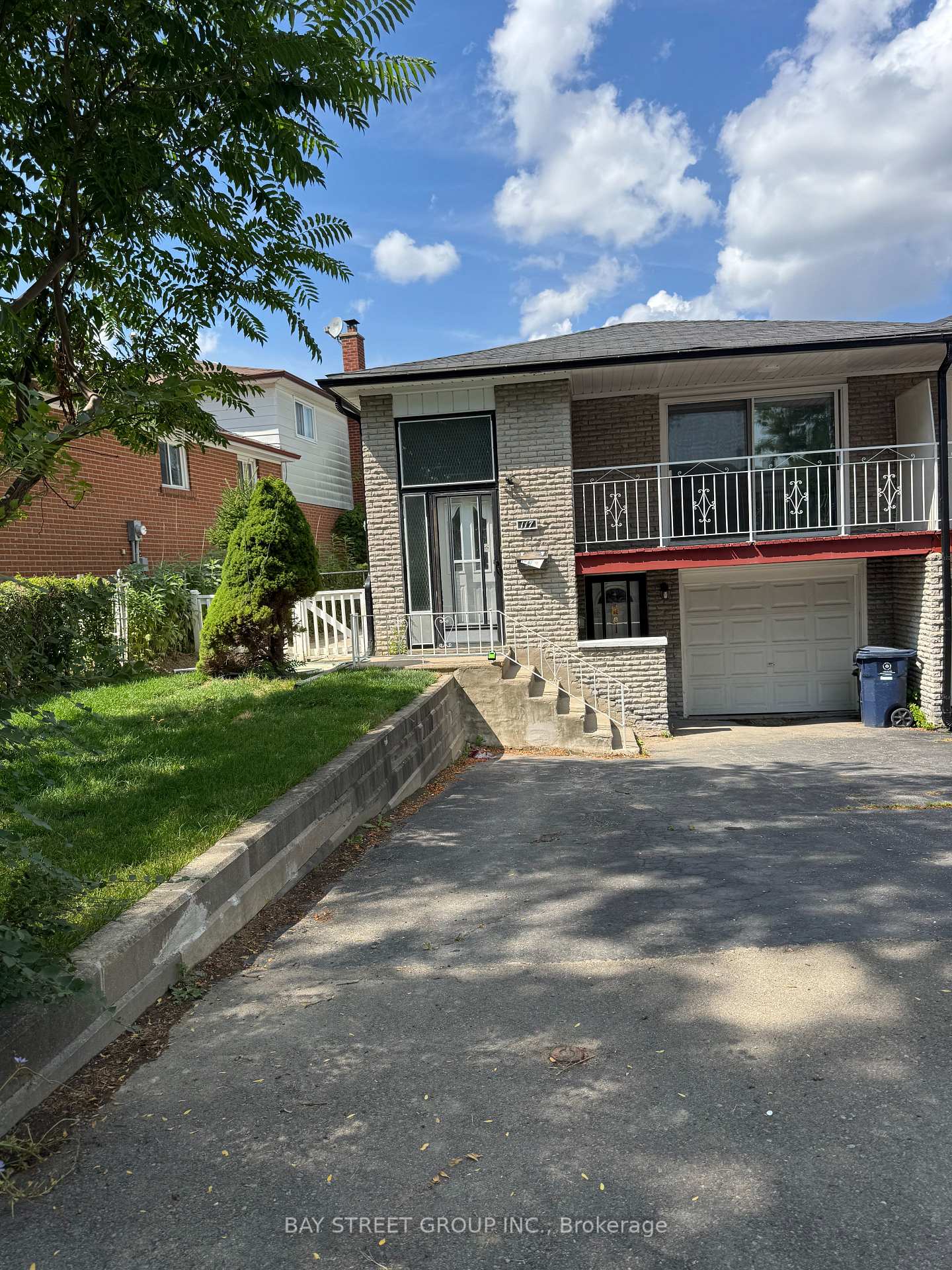 Photo 10 of Unit Main Floor, 117 Pindar Crescent, North York, Pleasant View — HOMEH
