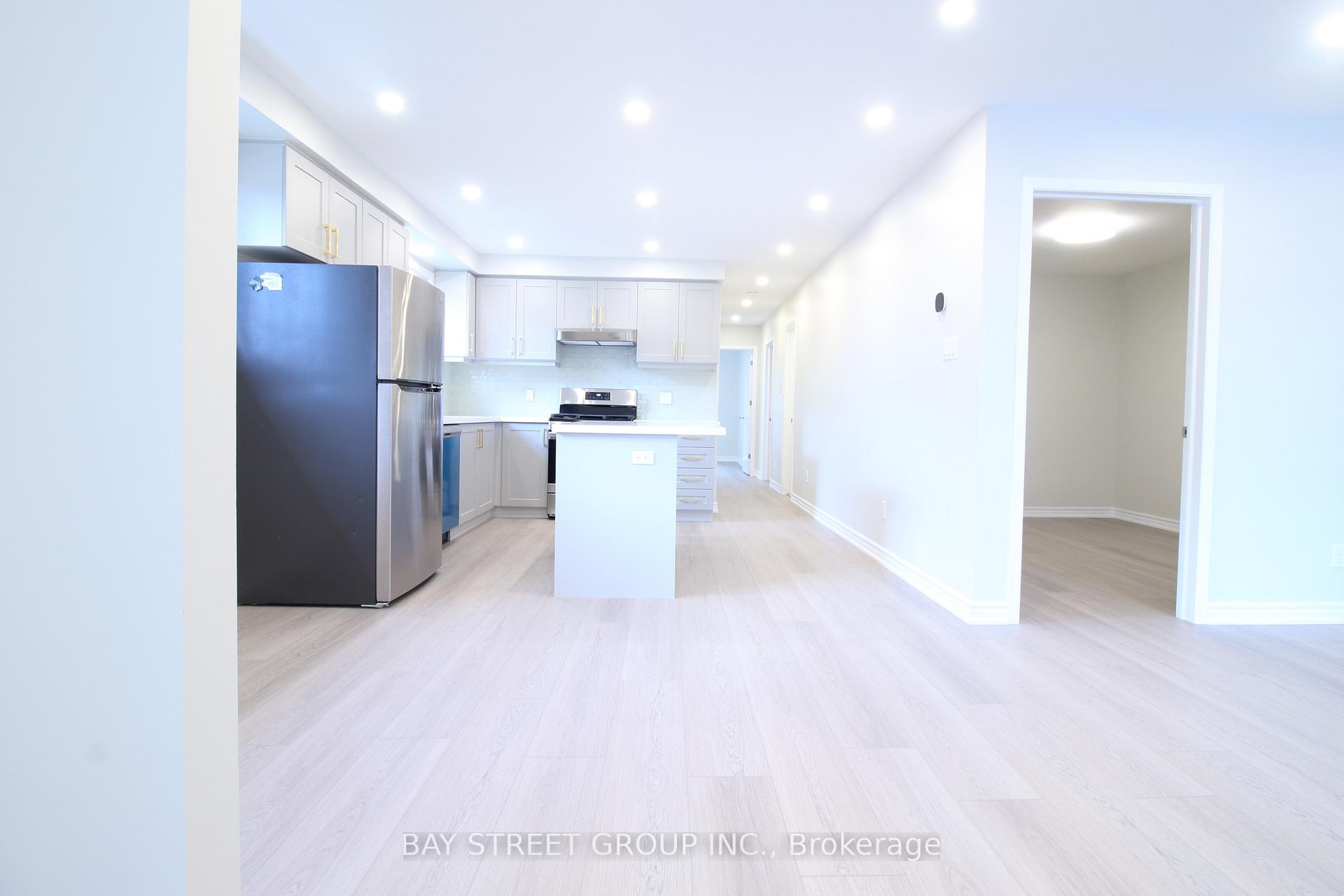 Photo 22 of Unit Main Floor, 117 Pindar Crescent, North York, Pleasant View — HOMEH