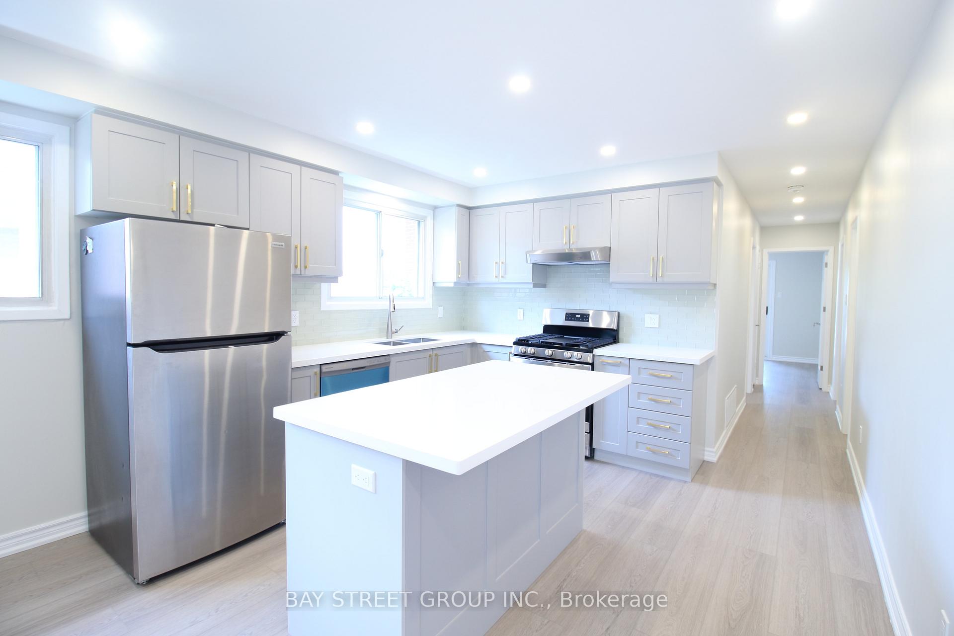 Photo 24 of Unit Main Floor, 117 Pindar Crescent, North York, Pleasant View — HOMEH
