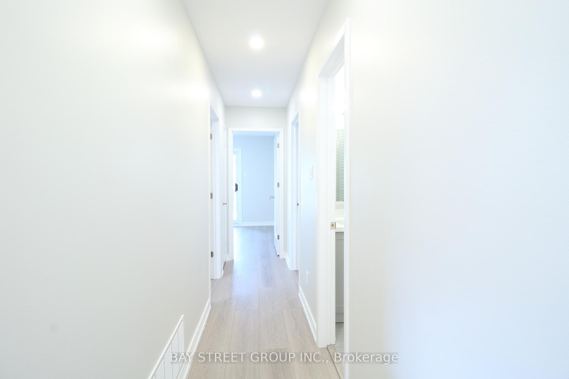Photo 38 of Unit Main Floor, 117 Pindar Crescent, North York, Pleasant View — HOMEH