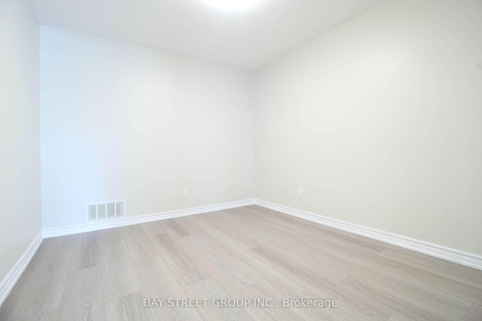 Photo 44 of Unit Main Floor, 117 Pindar Crescent, North York, Pleasant View — HOMEH