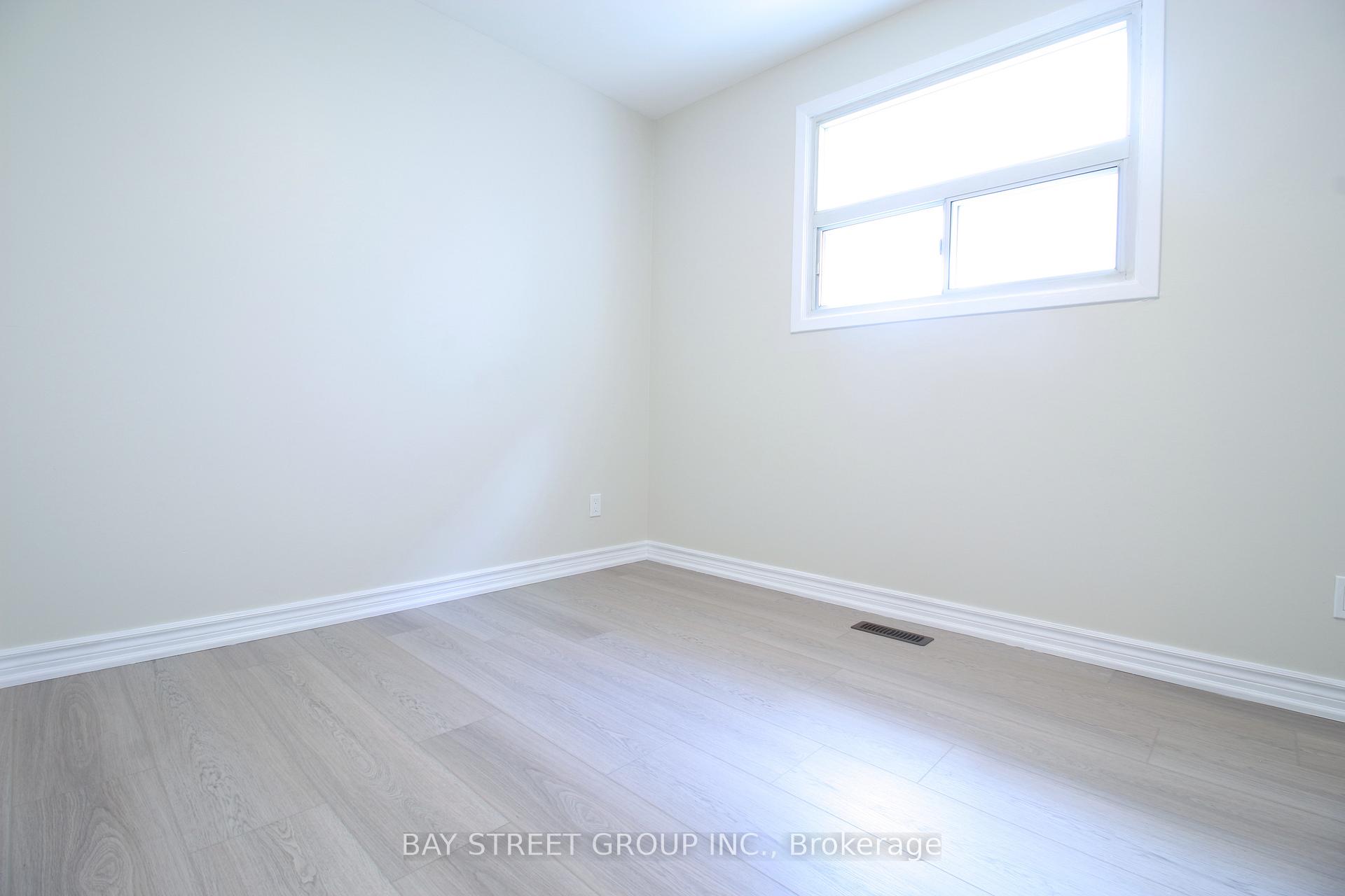 Photo 49 of Unit Main Floor, 117 Pindar Crescent, North York, Pleasant View — HOMEH