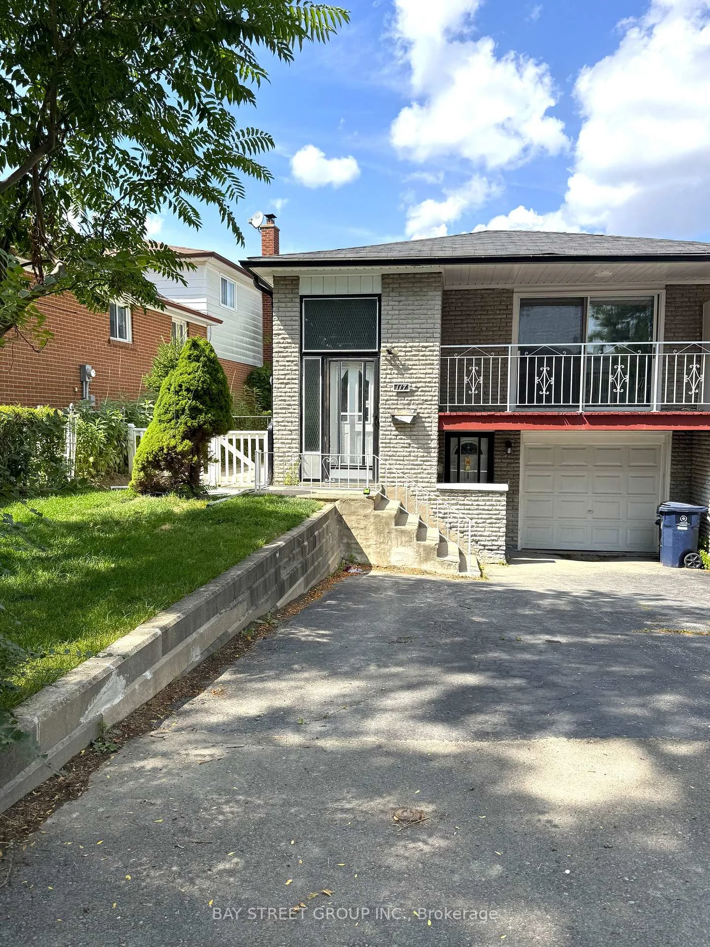 Photo 1 of Unit Main Floor, 117 Pindar Crescent, North York, Pleasant View — HOMEH