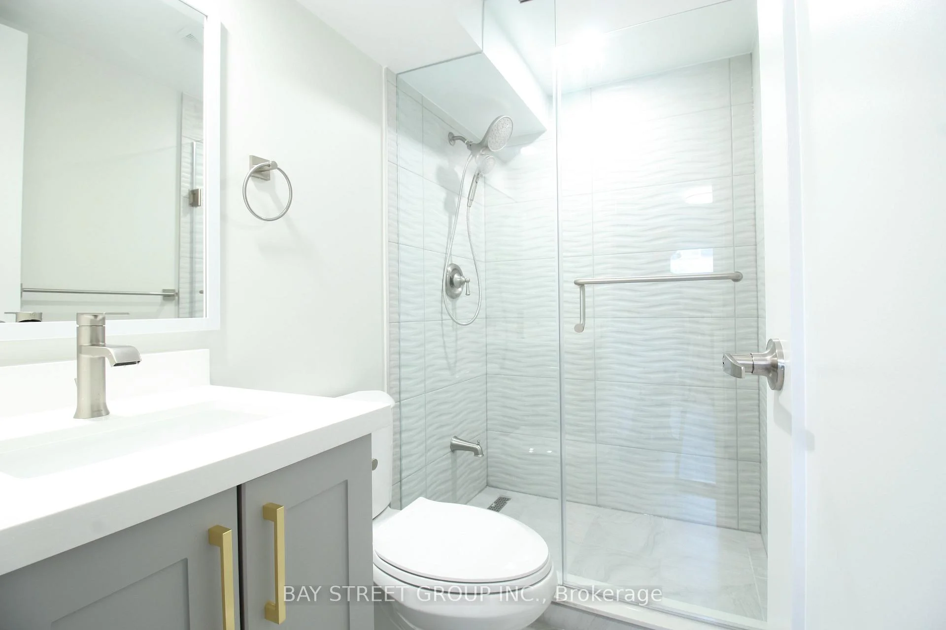 Photo 45 of Unit Main Floor, 117 Pindar Crescent, North York, Pleasant View — HOMEH