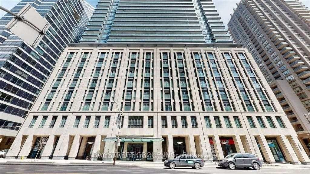 Photo 2 of Unit 1710, 955 Bay Street, Toronto, Bay Street Corridor — HOMEH