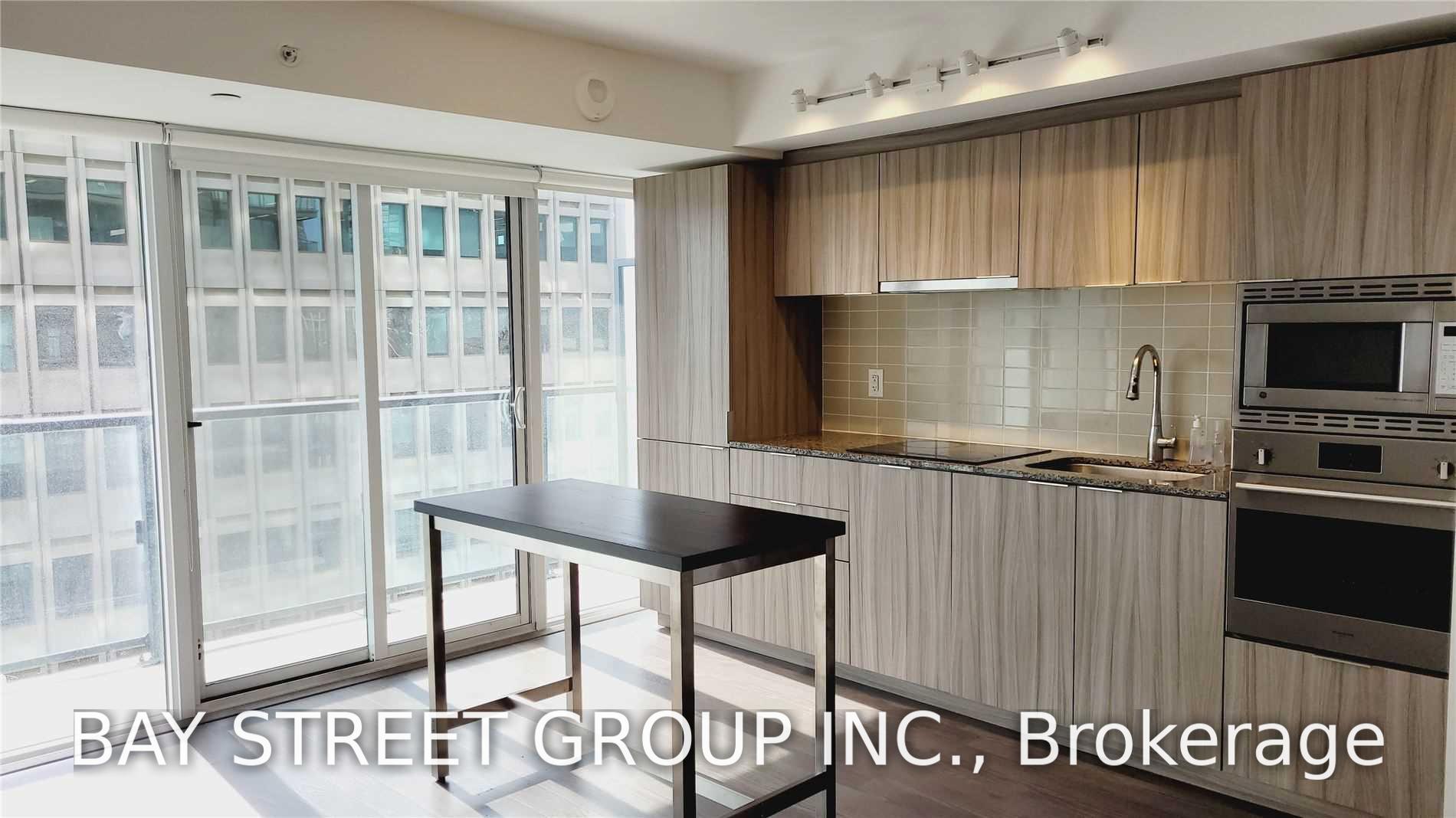 Photo 3 of Unit 1710, 955 Bay Street, Toronto, Bay Street Corridor — HOMEH