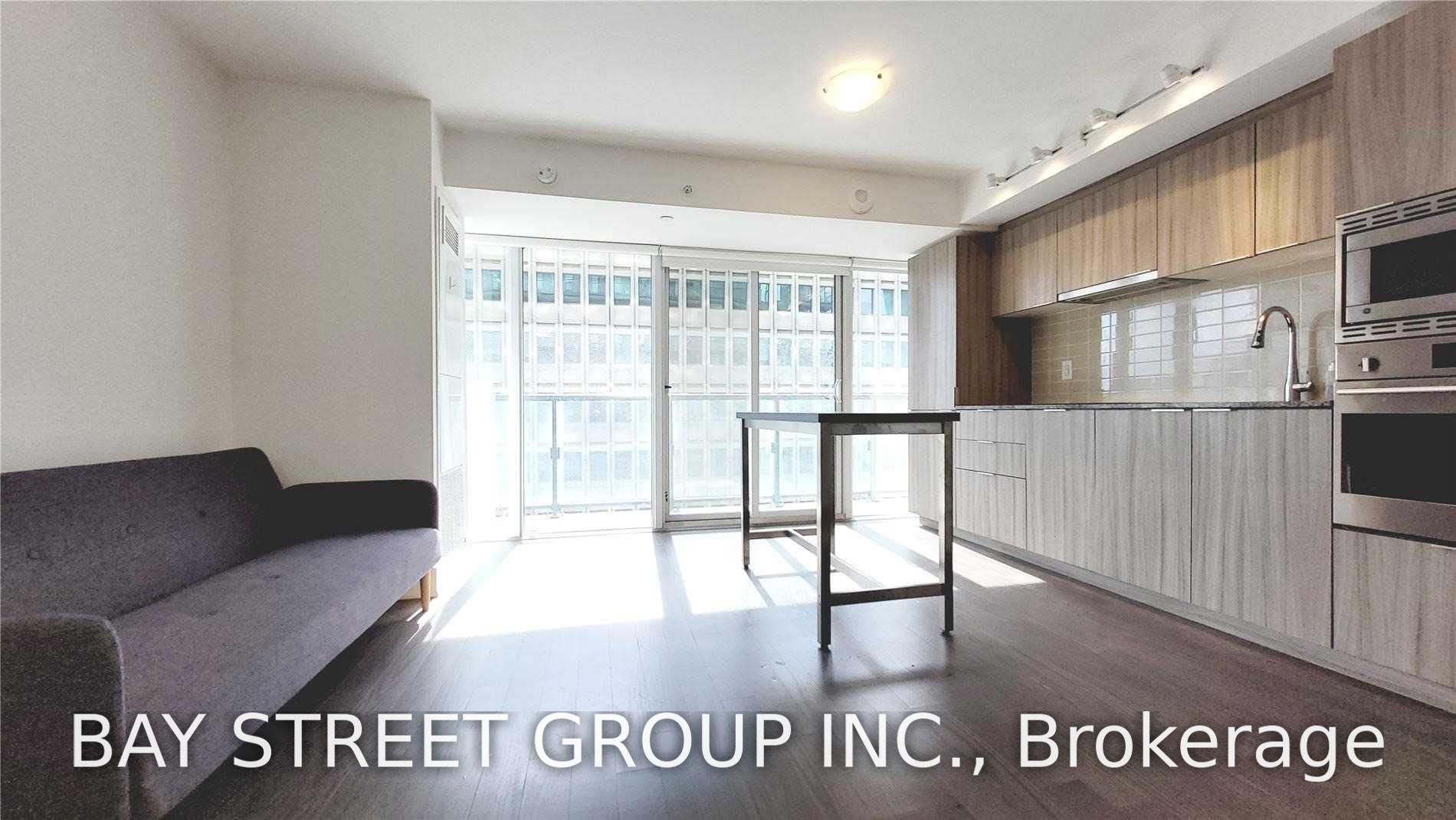 Photo 4 of Unit 1710, 955 Bay Street, Toronto, Bay Street Corridor — HOMEH