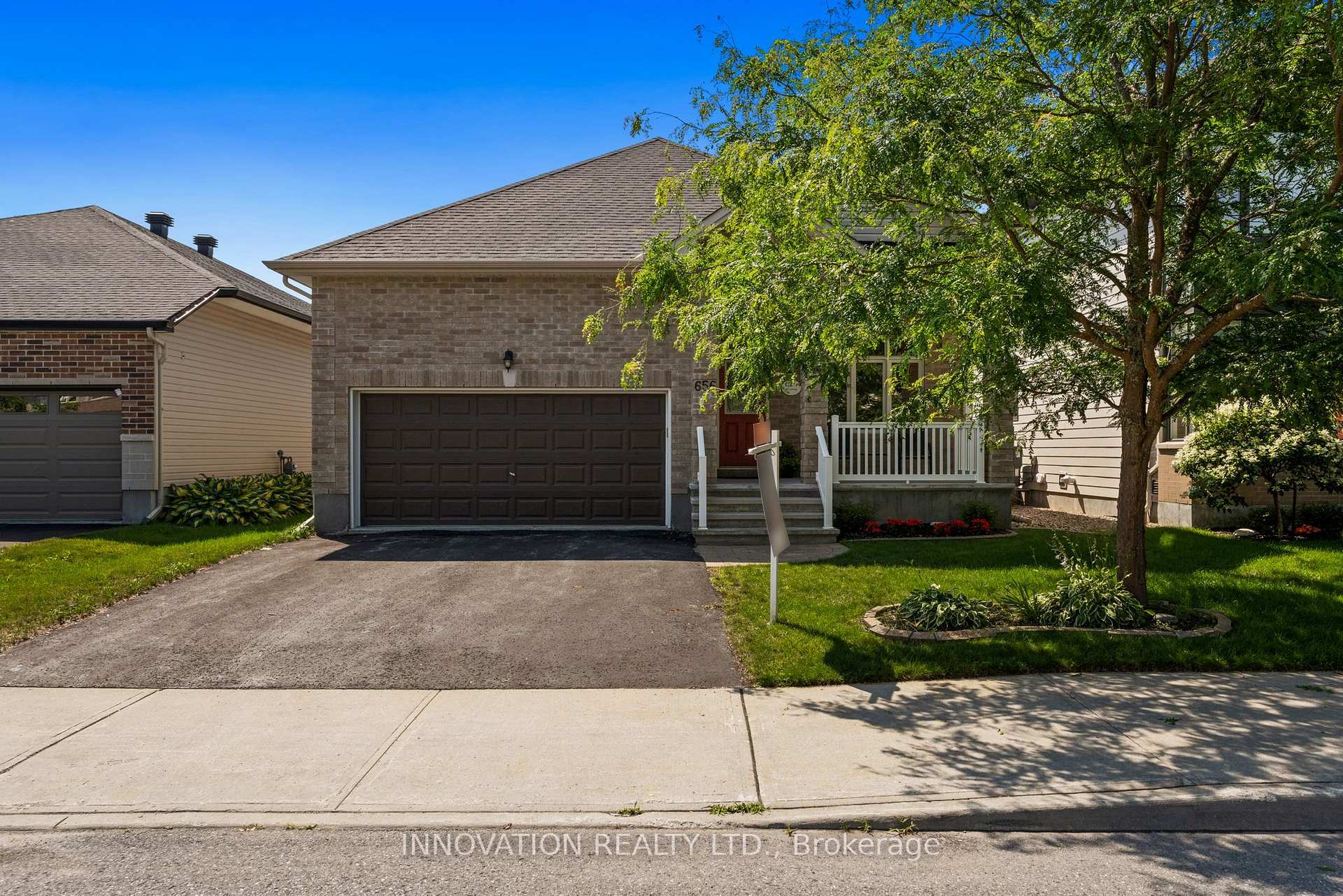 Photo 2 of 656 Bridleglen Crescent, Ottawa, Kanata - Bridlewood — HOMEH