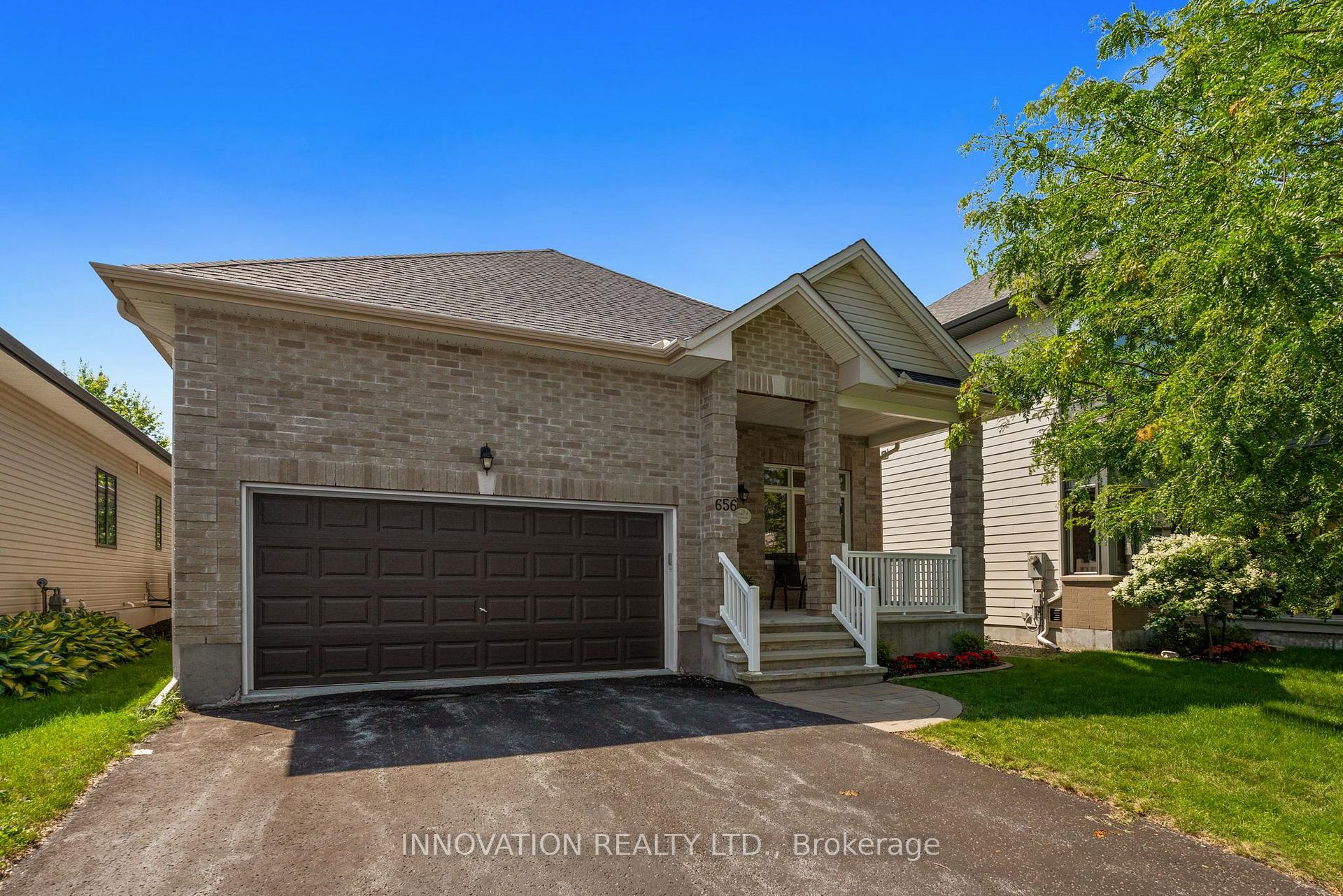 Photo 3 of 656 Bridleglen Crescent, Ottawa, Kanata - Bridlewood — HOMEH