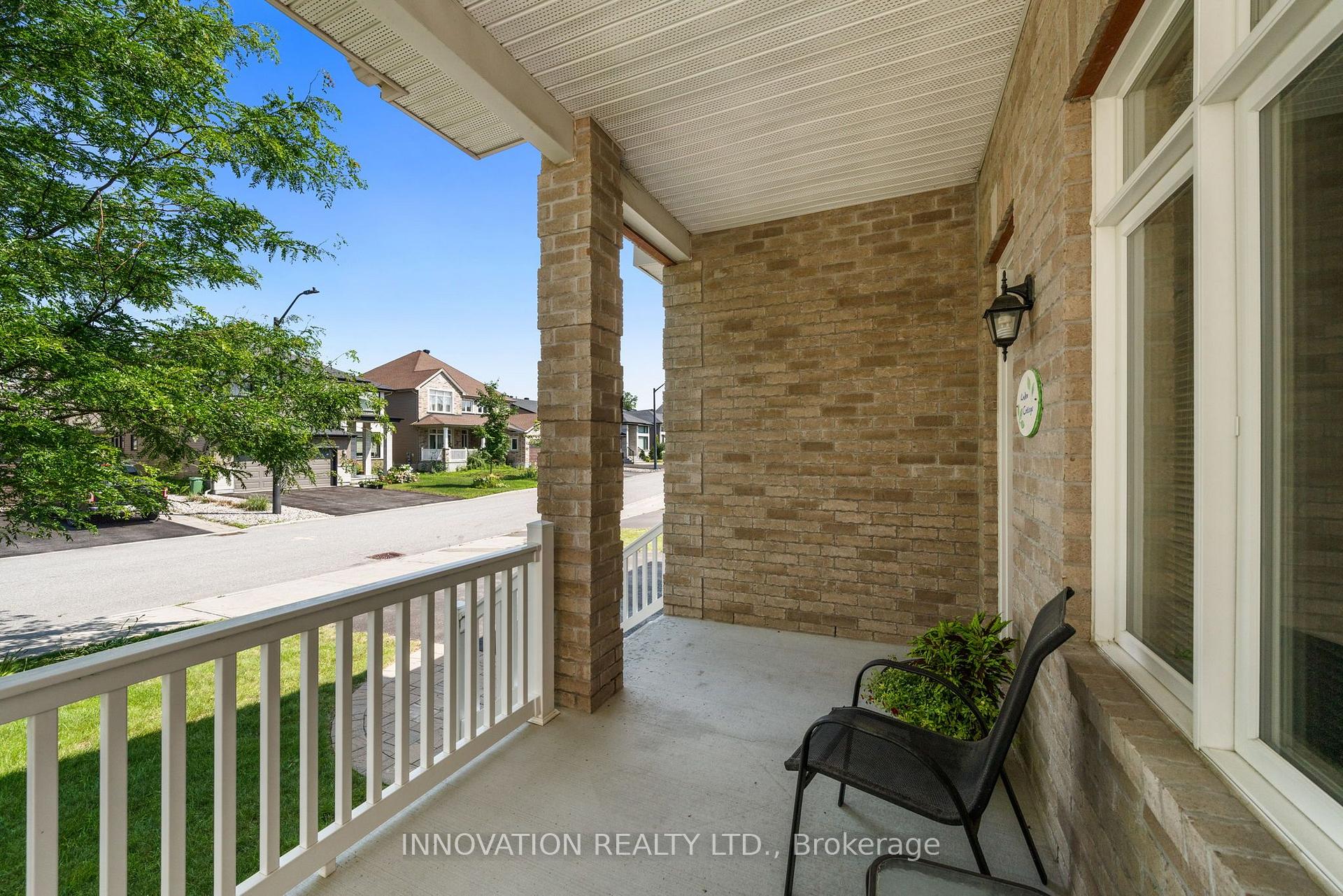 Photo 6 of 656 Bridleglen Crescent, Ottawa, Kanata - Bridlewood — HOMEH
