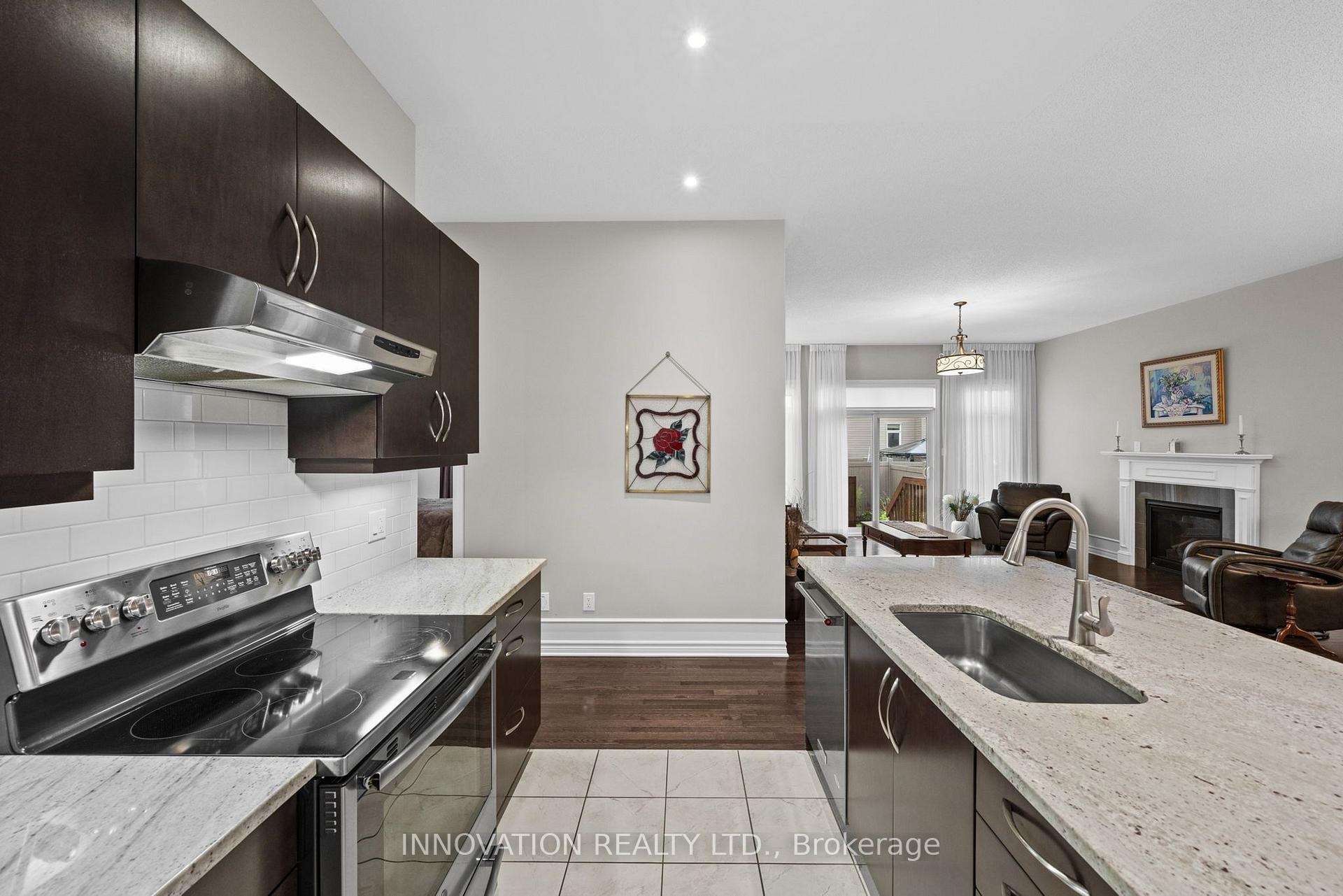 Photo 18 of 656 Bridleglen Crescent, Ottawa, Kanata - Bridlewood — HOMEH