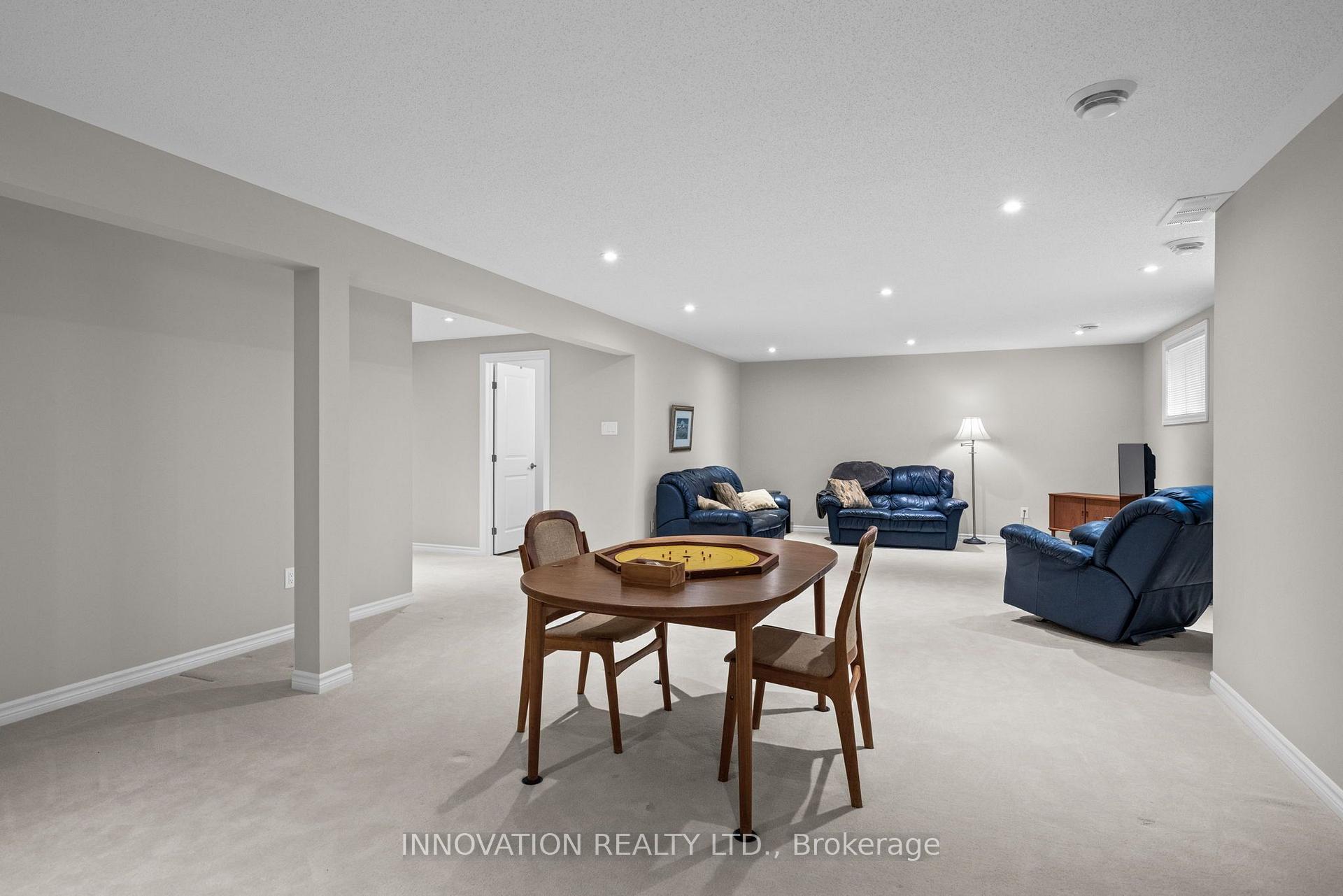 Photo 37 of 656 Bridleglen Crescent, Ottawa, Kanata - Bridlewood — HOMEH