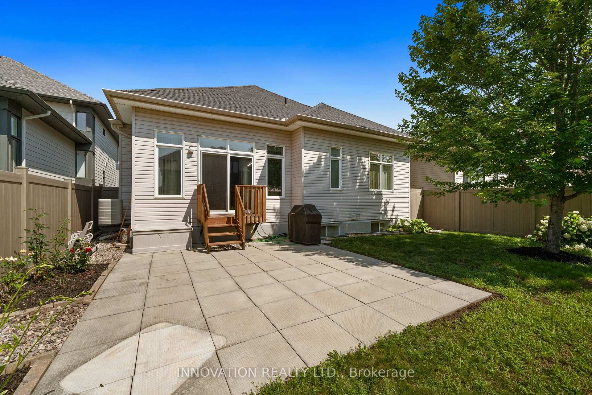 Photo 44 of 656 Bridleglen Crescent, Ottawa, Kanata - Bridlewood — HOMEH