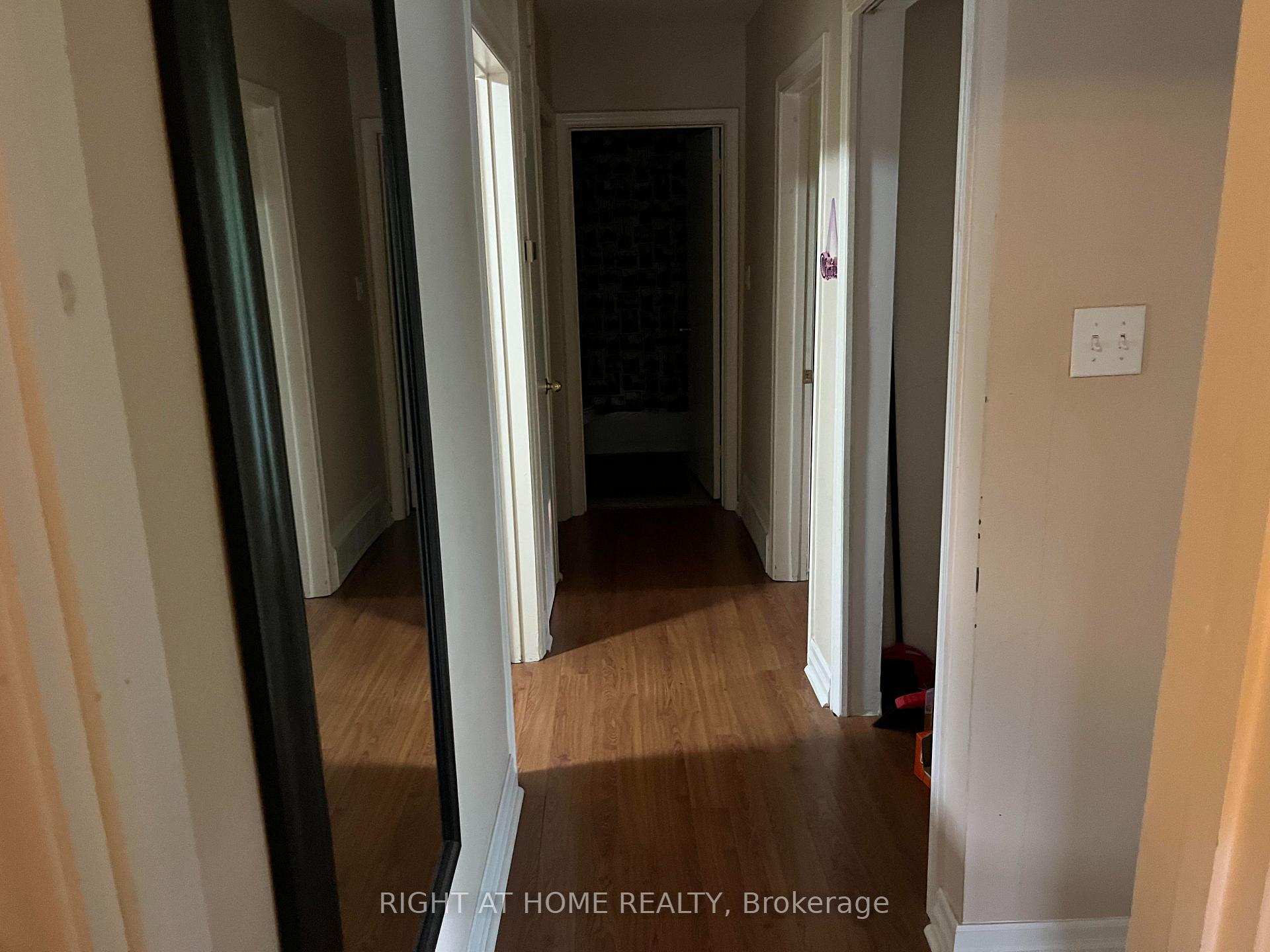 Photo 7 of 4 Wendy Way, Richmond Hill, Oak Ridges — HOMEH