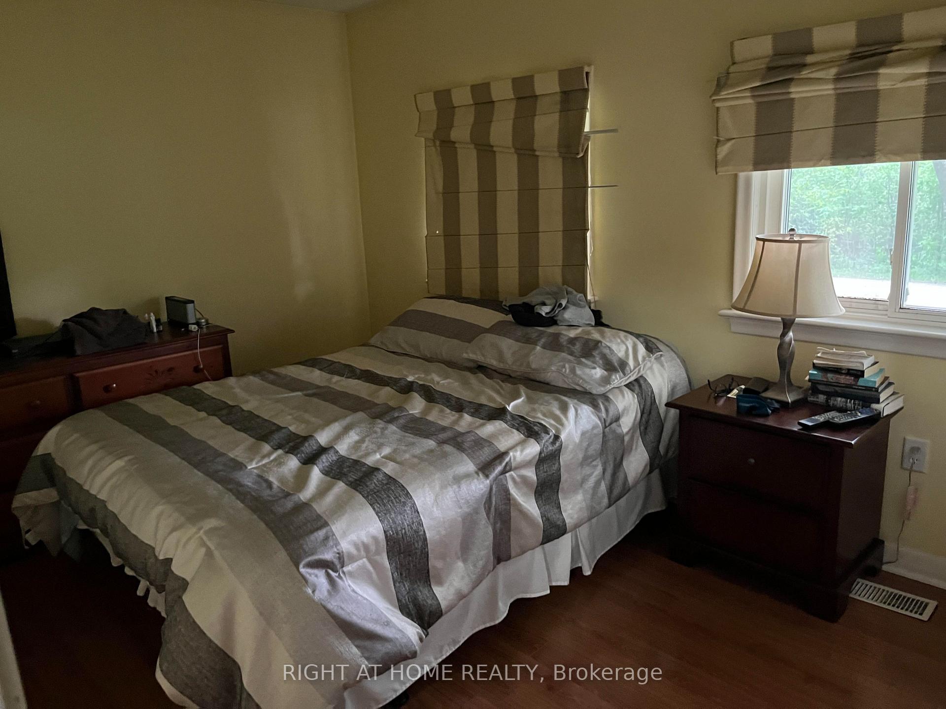 Photo 9 of 4 Wendy Way, Richmond Hill, Oak Ridges — HOMEH