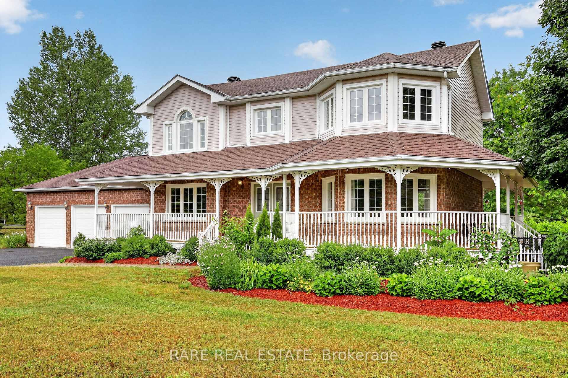 Photo 1 of 34 Pineview Trail, Essa, Colwell — HOMEH