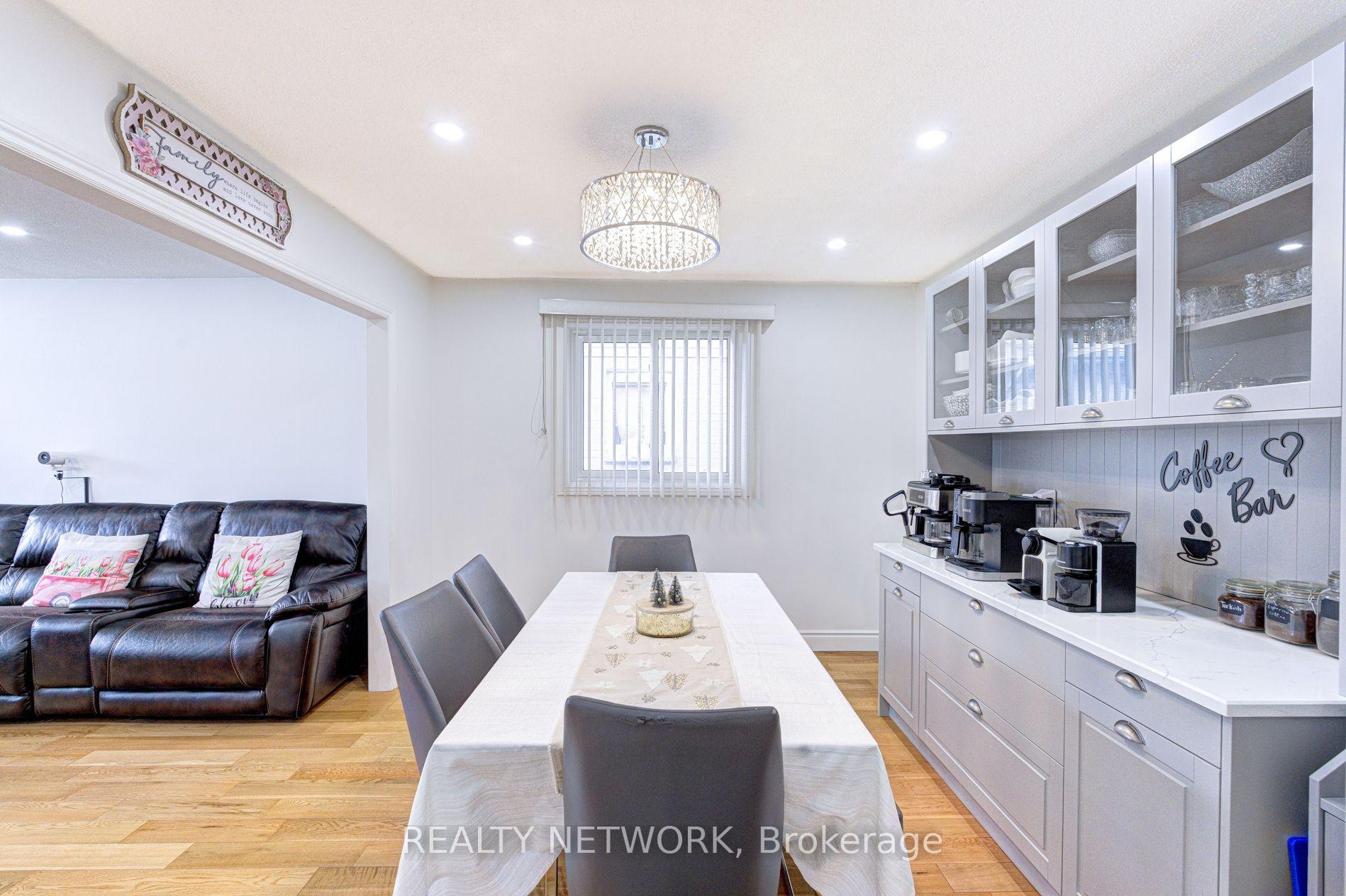 Photo 11 of 214 Merrilee Crescent, Hamilton, Crerar — HOMEH