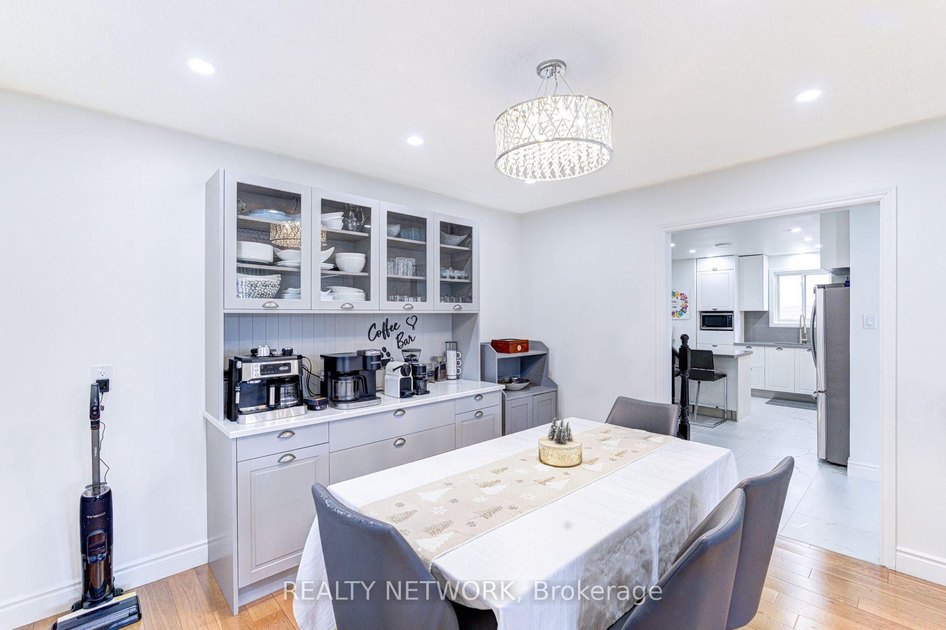 Photo 13 of 214 Merrilee Crescent, Hamilton, Crerar — HOMEH