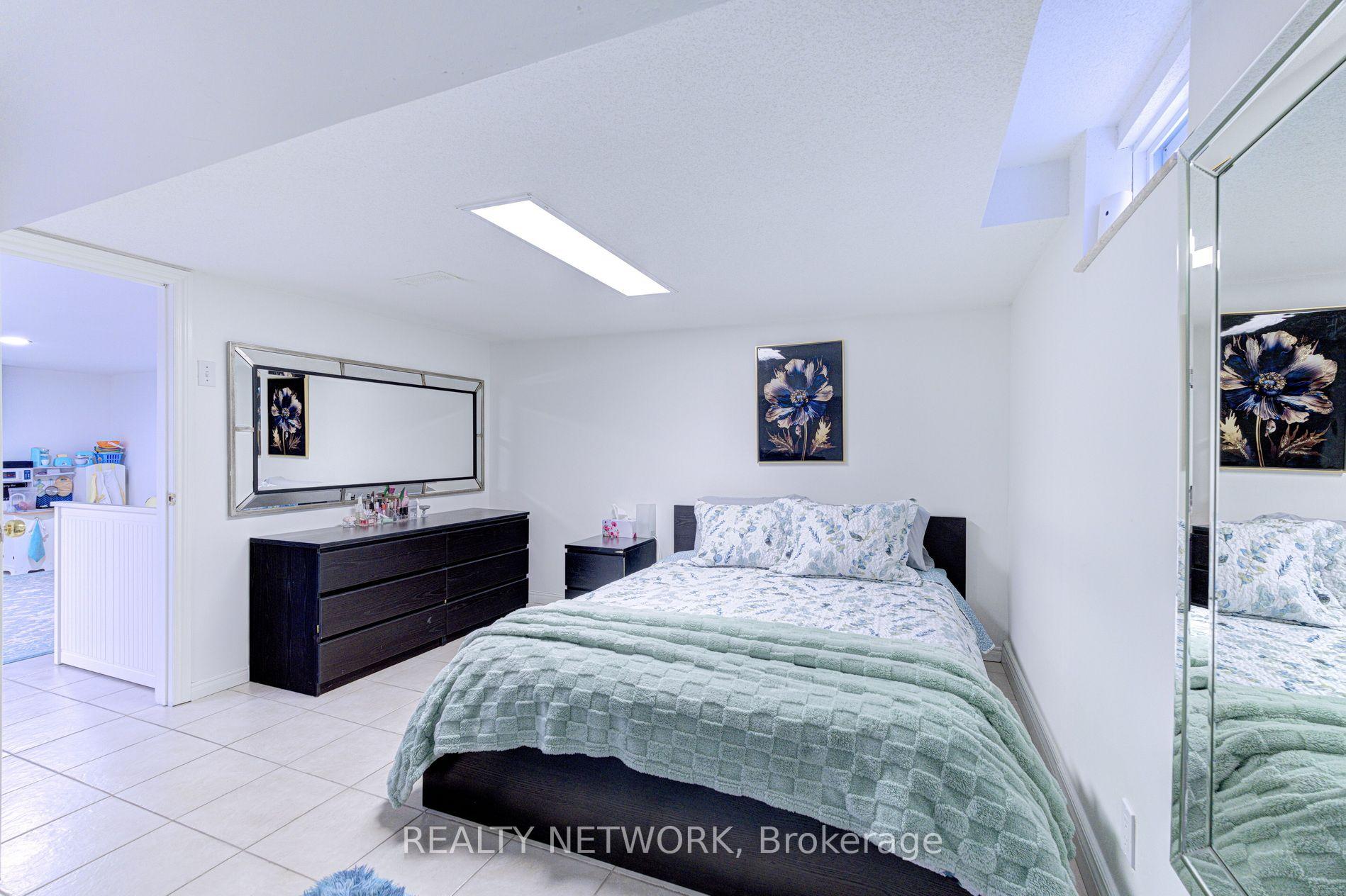 Photo 36 of 214 Merrilee Crescent, Hamilton, Crerar — HOMEH