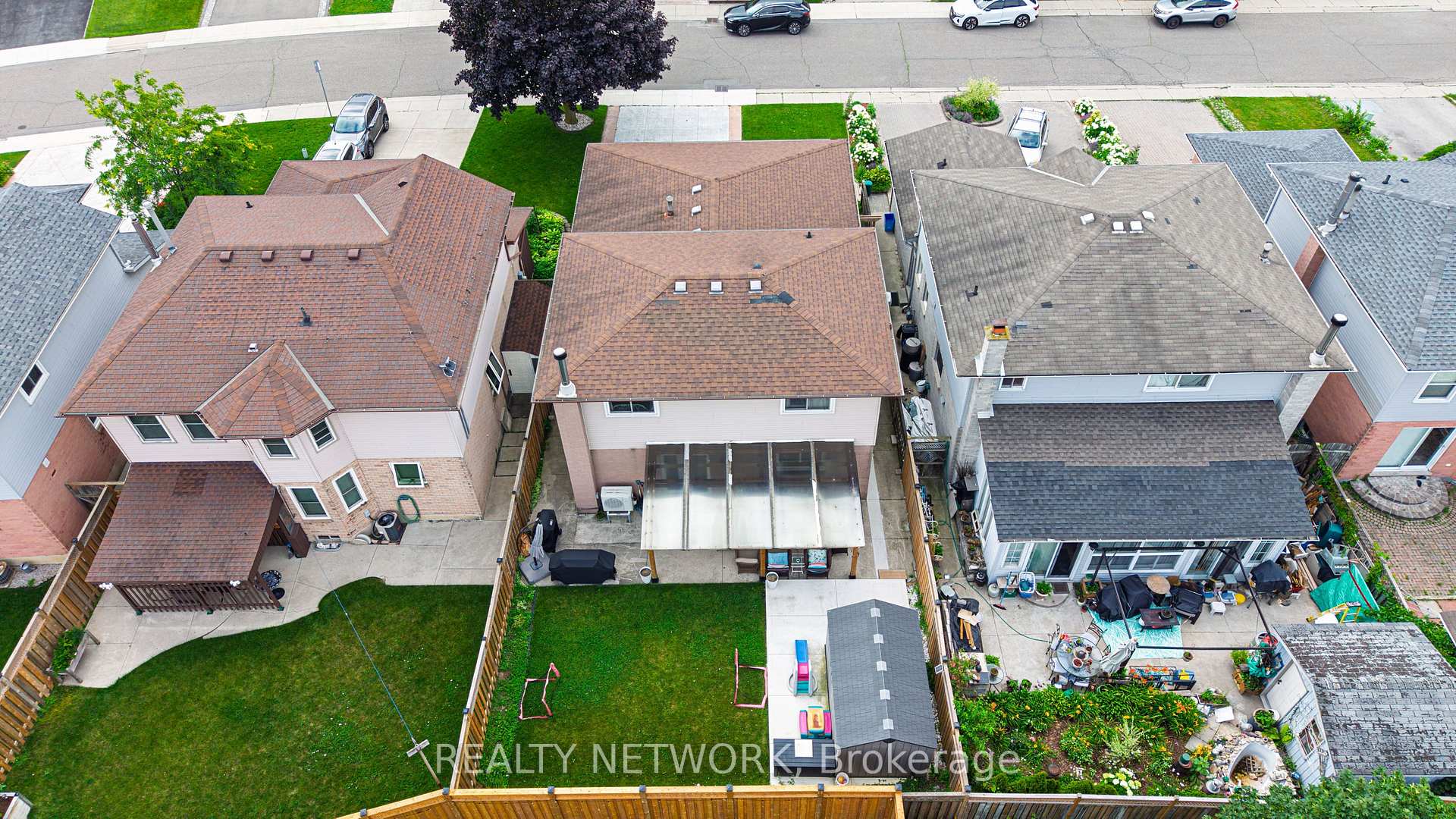 Photo 44 of 214 Merrilee Crescent, Hamilton, Crerar — HOMEH