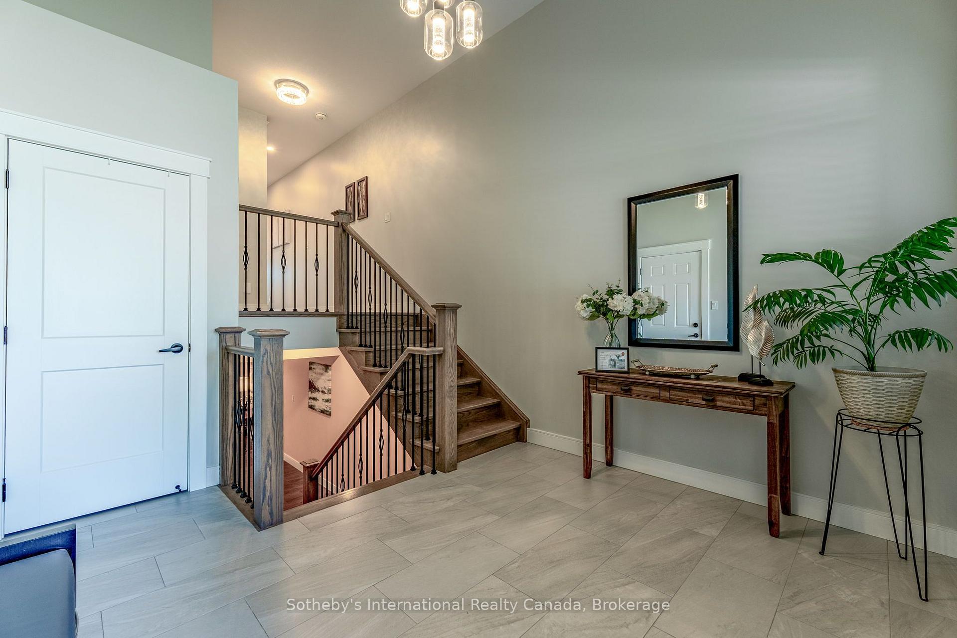 Photo 5 of 350 Cedar Street, Collingwood — HOMEH