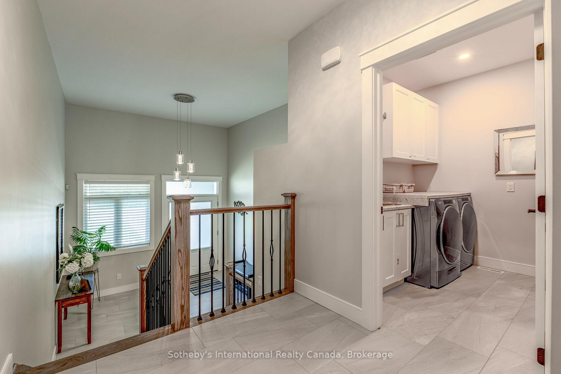 Photo 7 of 350 Cedar Street, Collingwood — HOMEH