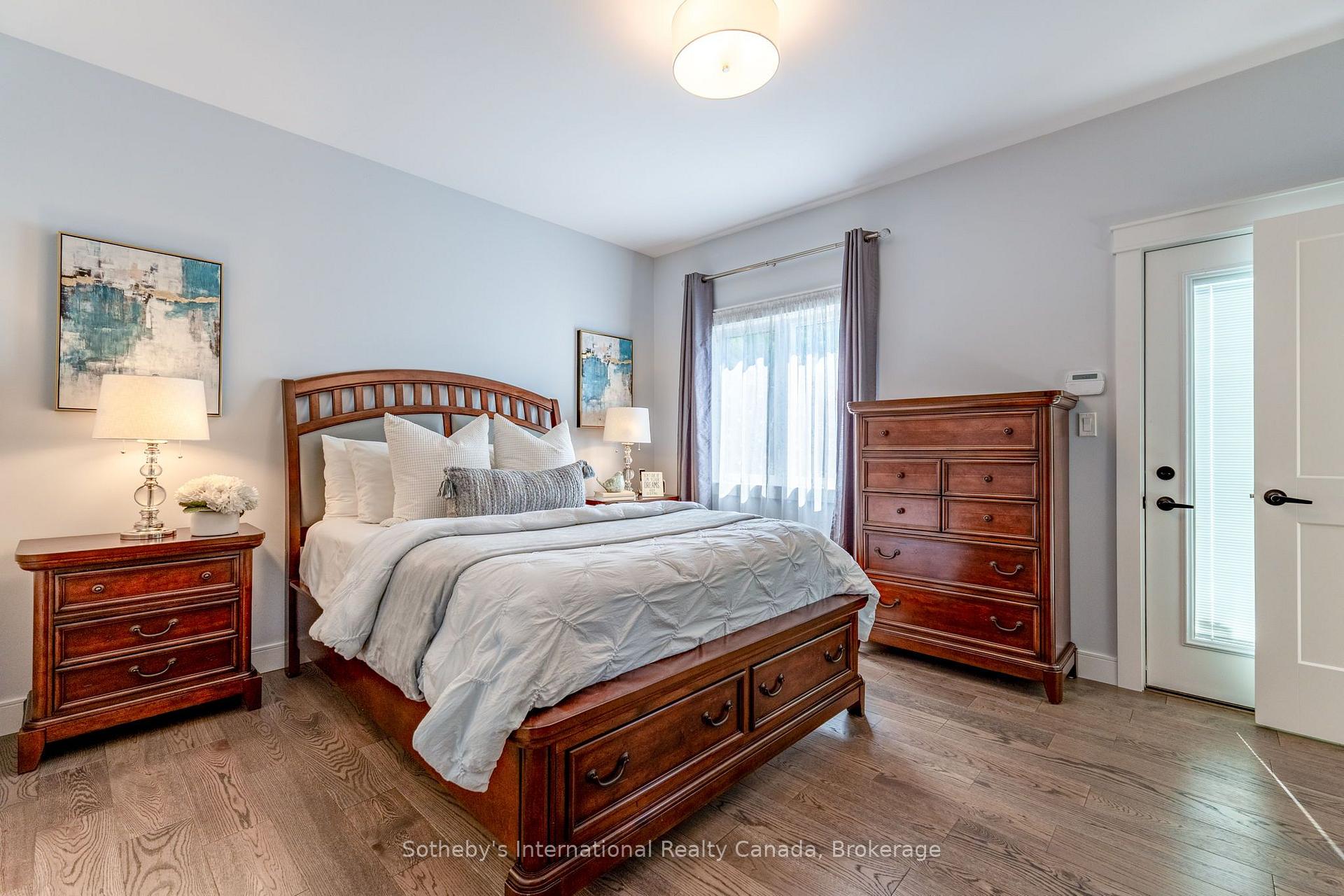 Photo 19 of 350 Cedar Street, Collingwood — HOMEH