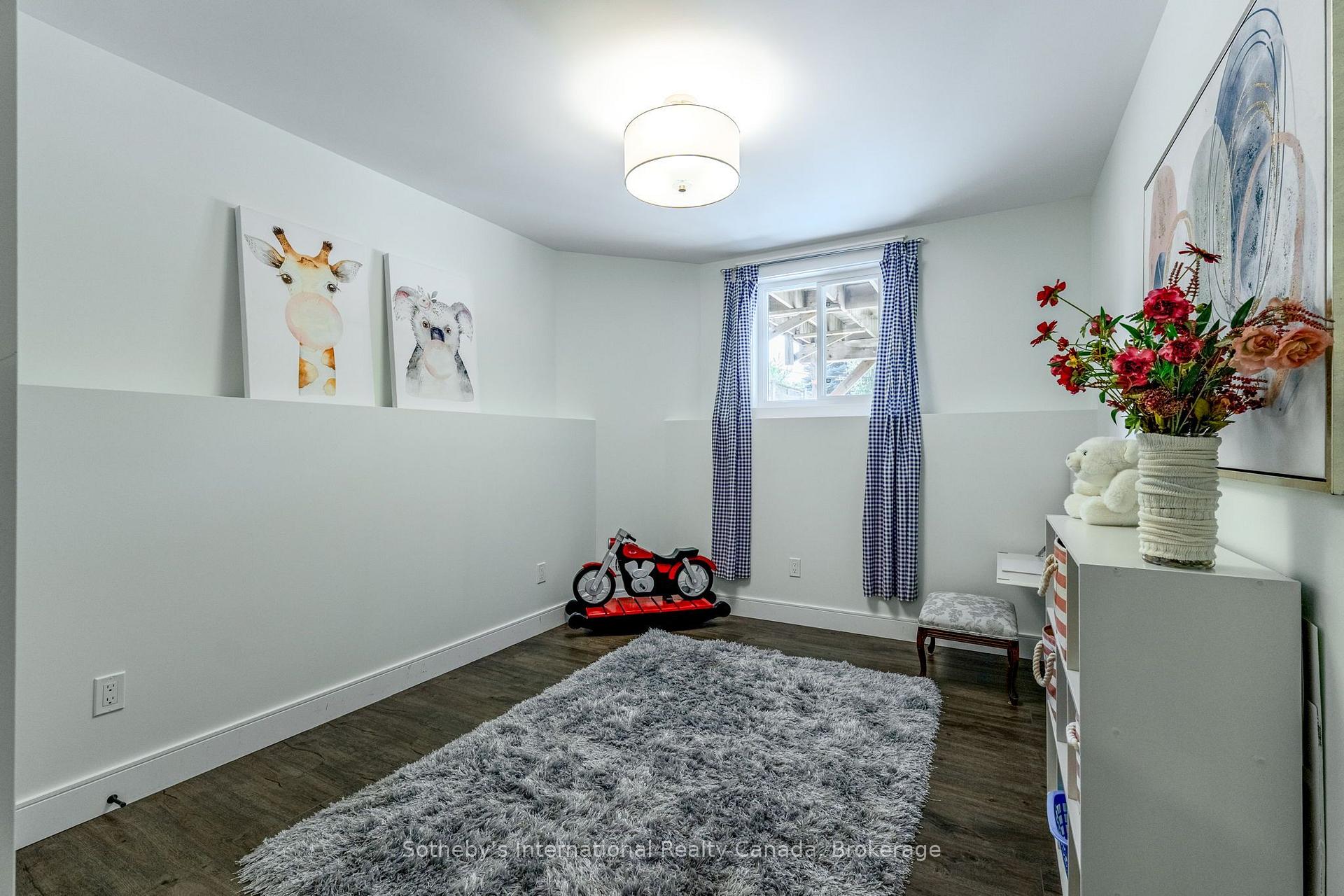 Photo 32 of 350 Cedar Street, Collingwood — HOMEH
