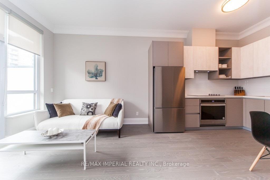 Photo 5 of Unit 107, 398 Highway 7 E, Richmond Hill, Doncrest — HOMEH