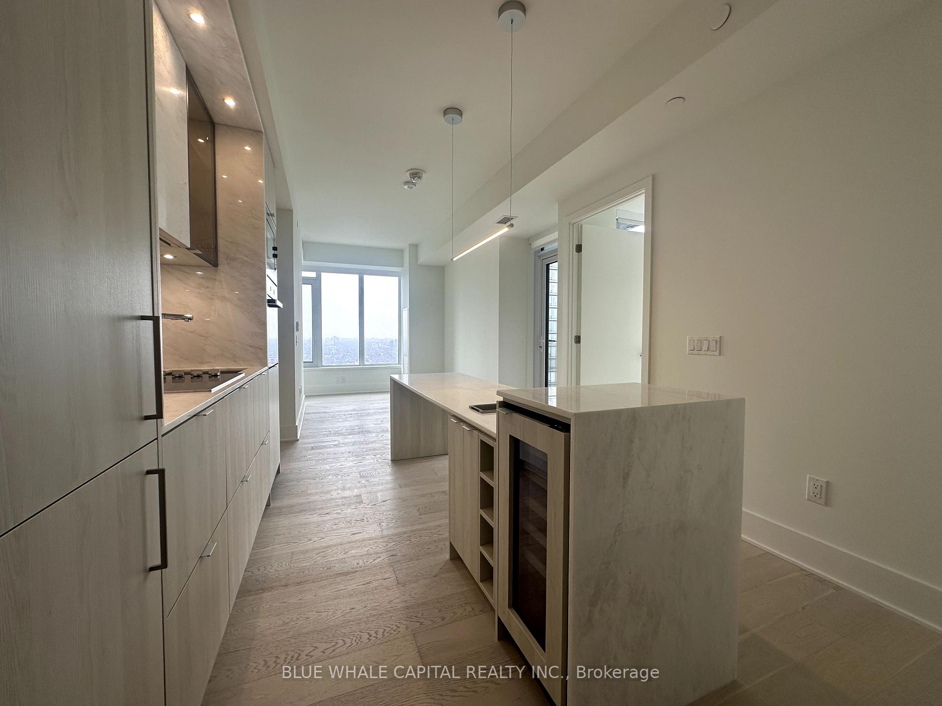 Front of Unit 4102, 11 Yorkville Avenue