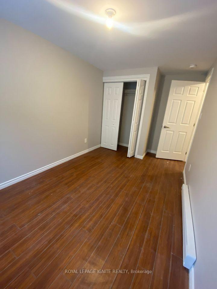 Photo 4 of 65 Hickling Trail, Barrie, Grove East — HOMEH