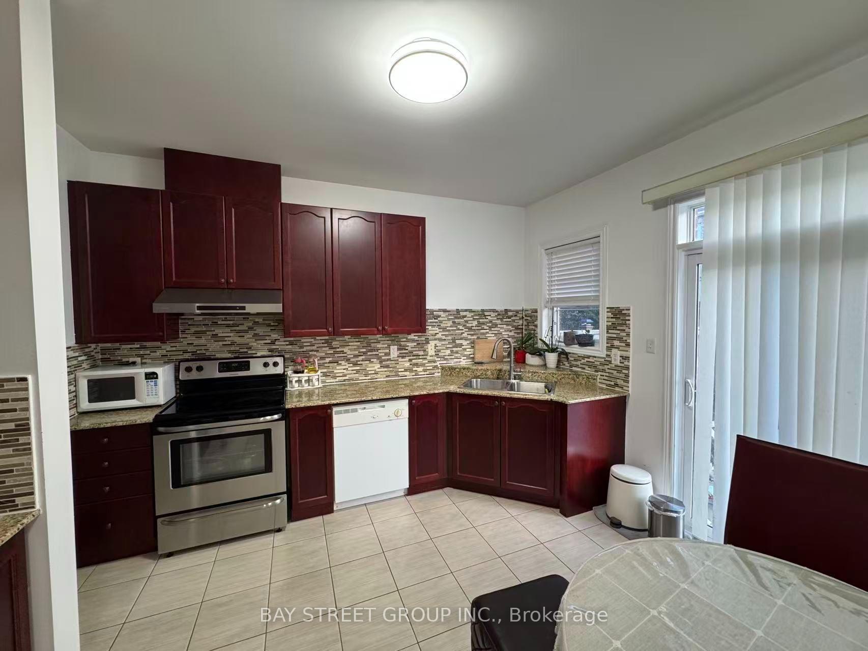 Photo 4 of 28 Prebble Drive, Markham, Wismer — HOMEH