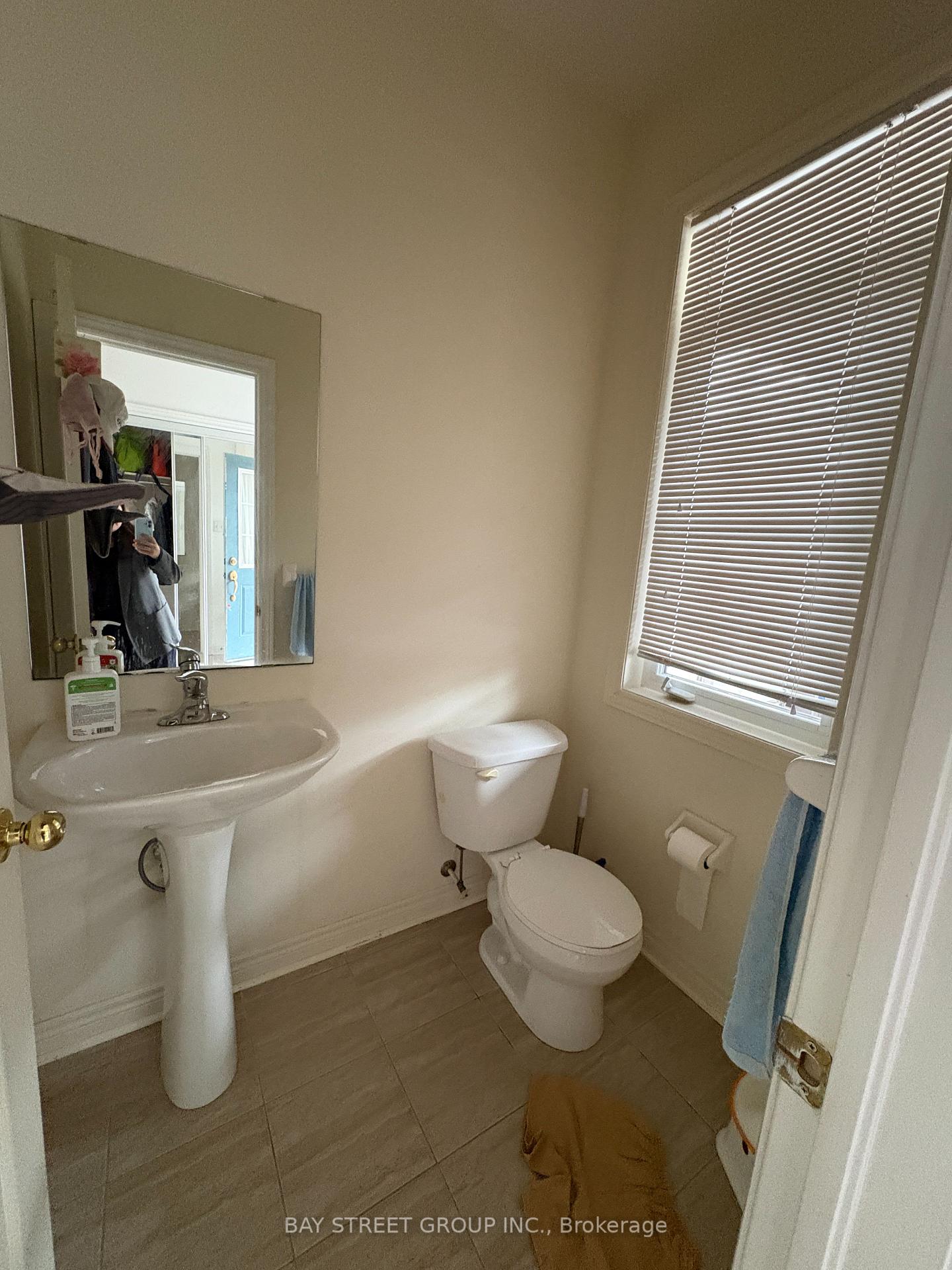 Photo 6 of 28 Prebble Drive, Markham, Wismer — HOMEH