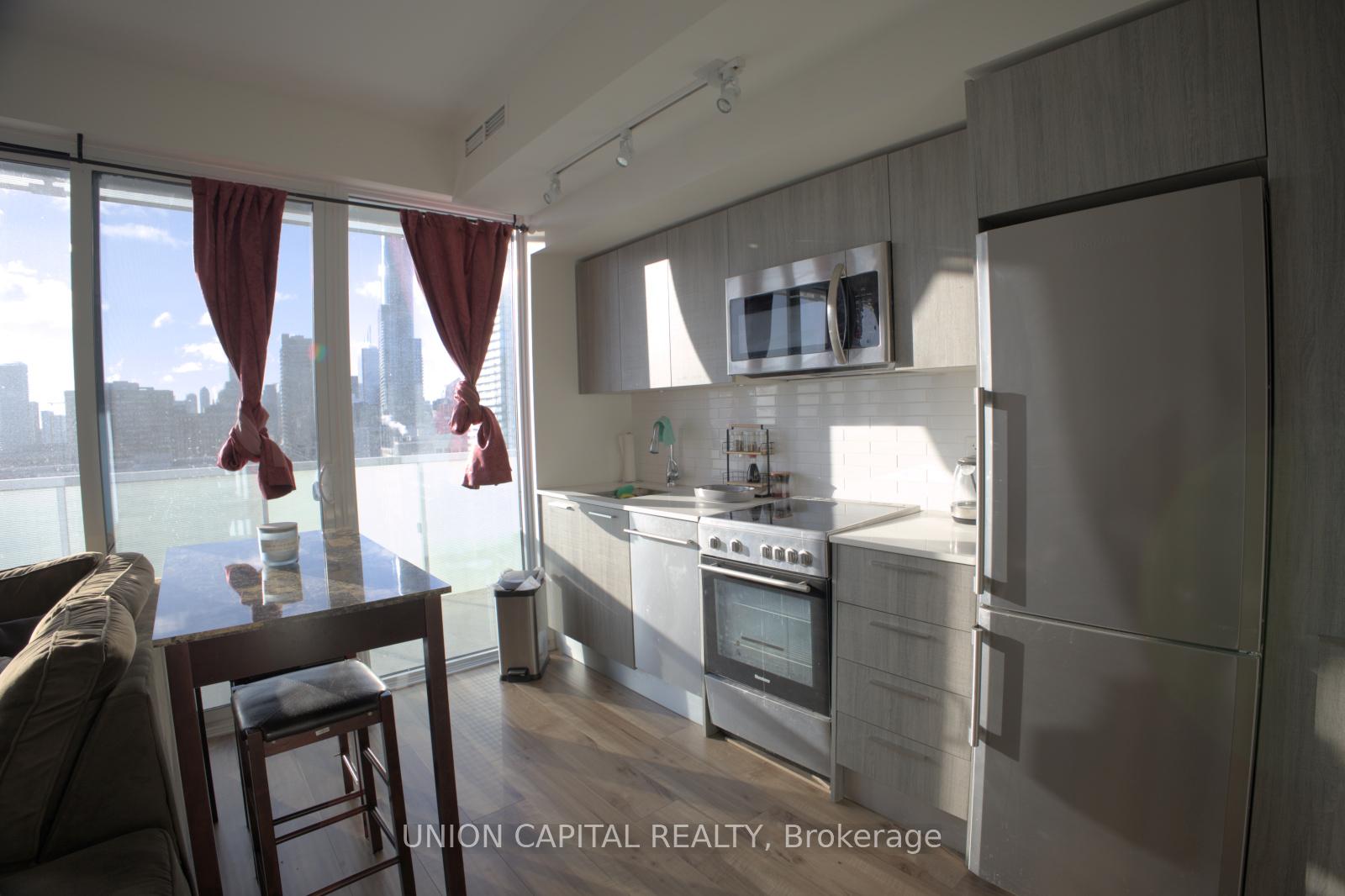 Photo 3 of Unit 2103, 28 Wellesley Street E, Toronto, Church-Yonge Corridor — HOMEH