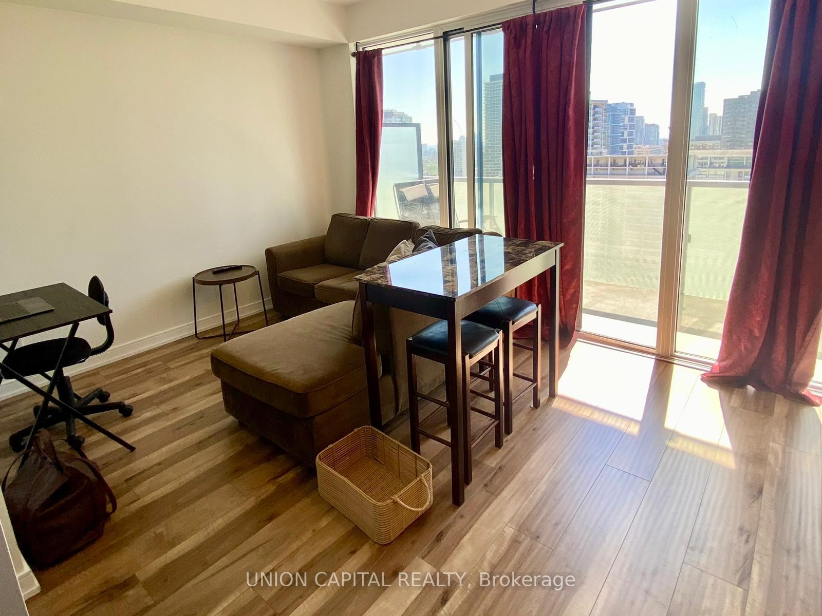 Photo 6 of Unit 2103, 28 Wellesley Street E, Toronto, Church-Yonge Corridor — HOMEH