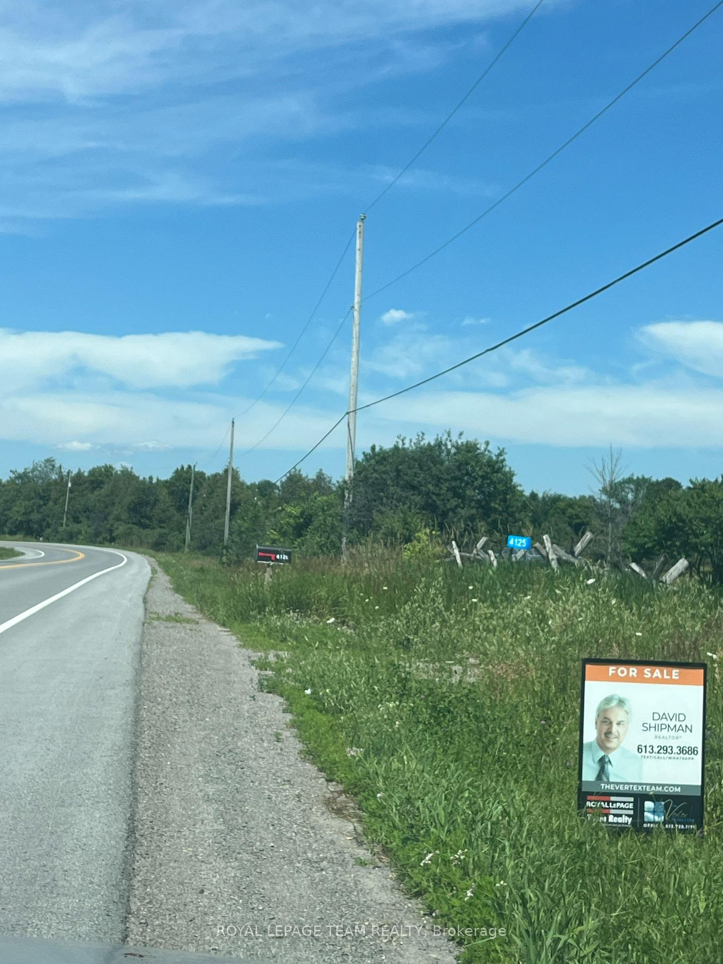 Photo 5 of 4127 Roger Stevens Drive, Montague, Montague Twp — HOMEH