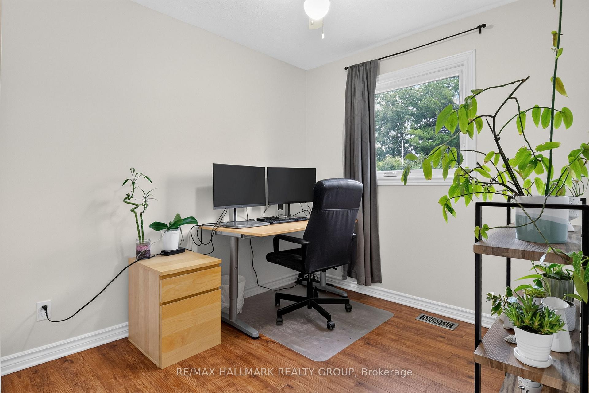 Photo 19 of Unit 26, 26 Monarch Crescent, Russell, Russell Twp — HOMEH